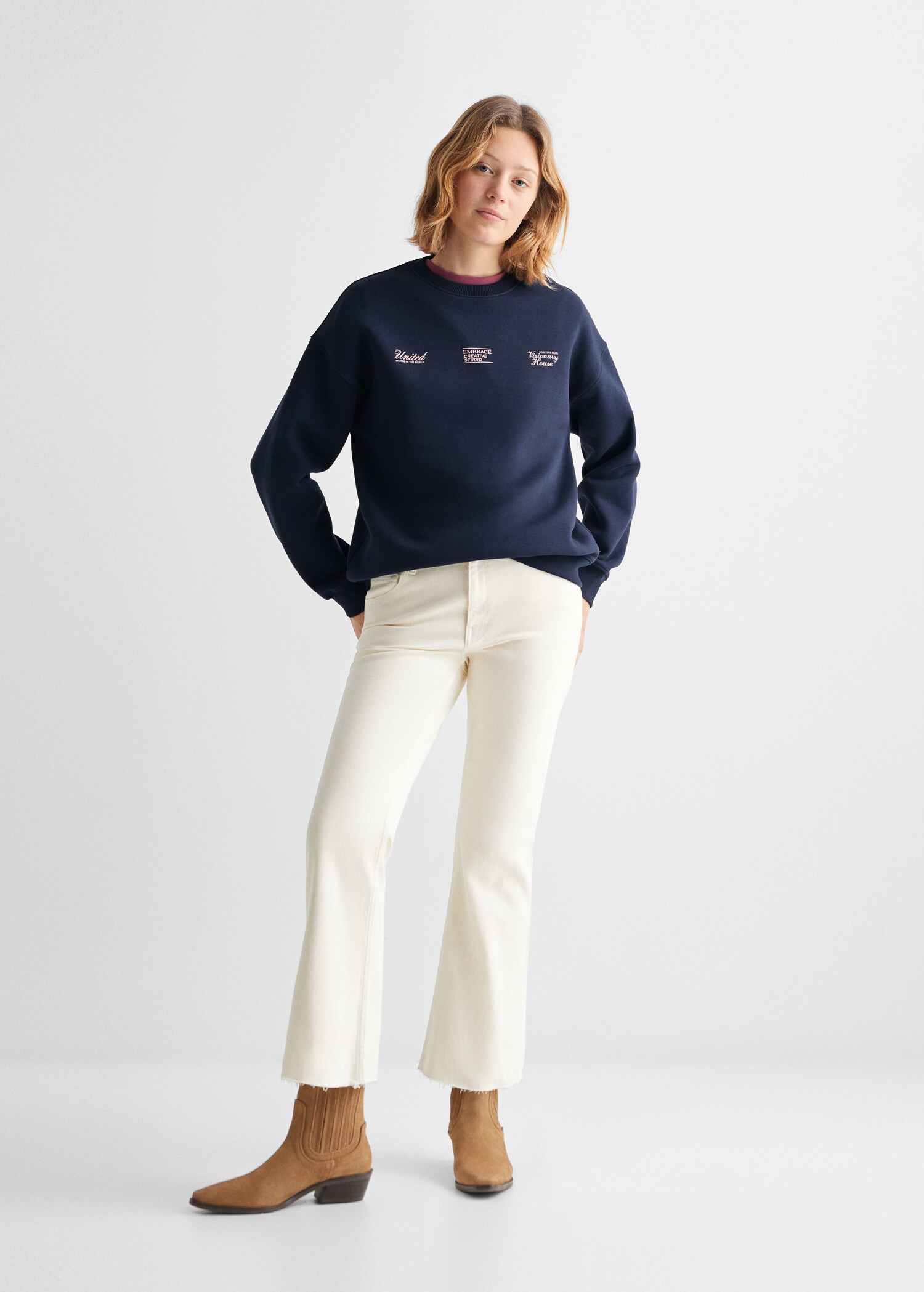 Bluza z nadrukiem - Plan ogólny