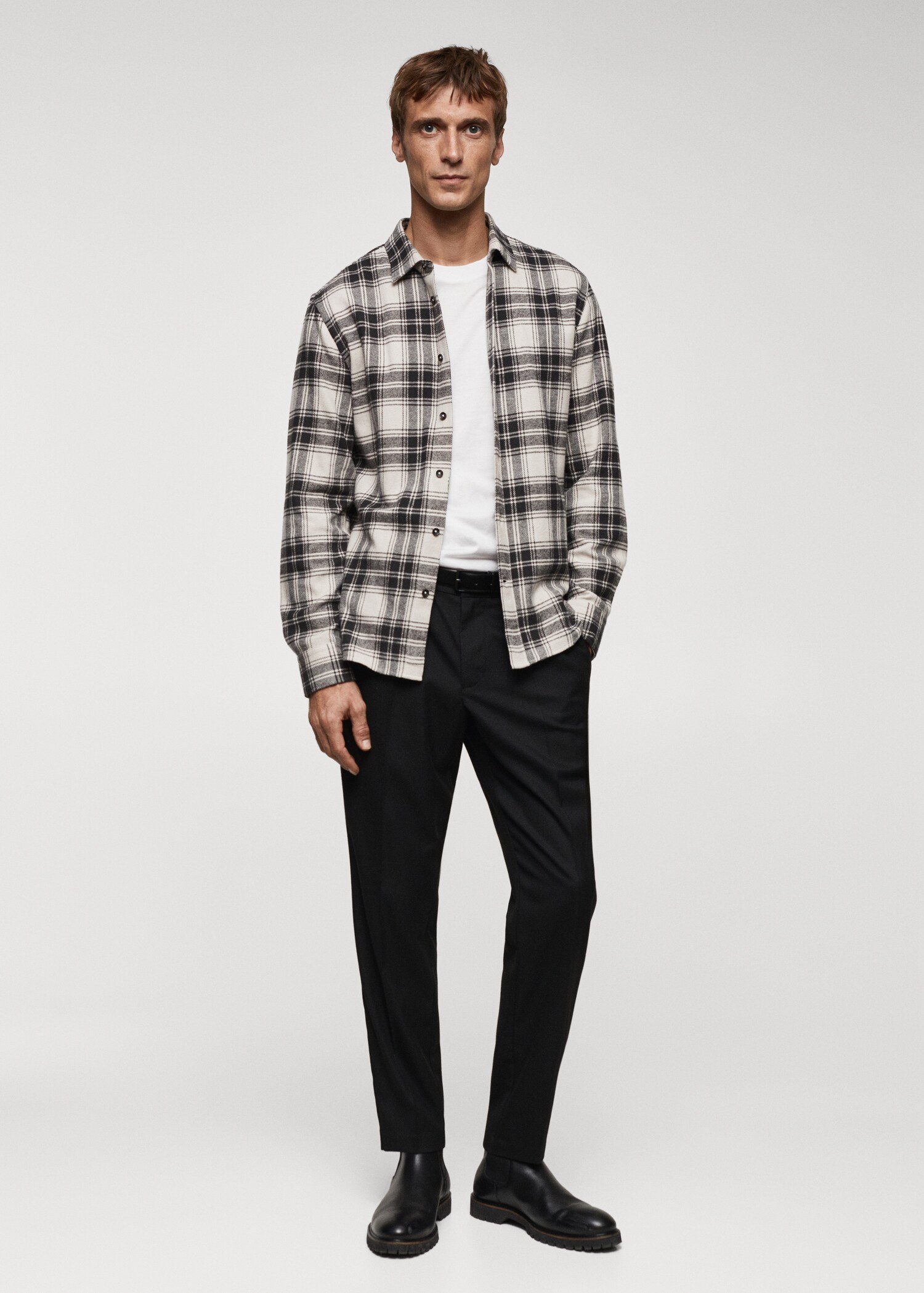 Kariertes Regular Fit-Hemd aus Flanell - Allgemeine Ansicht
