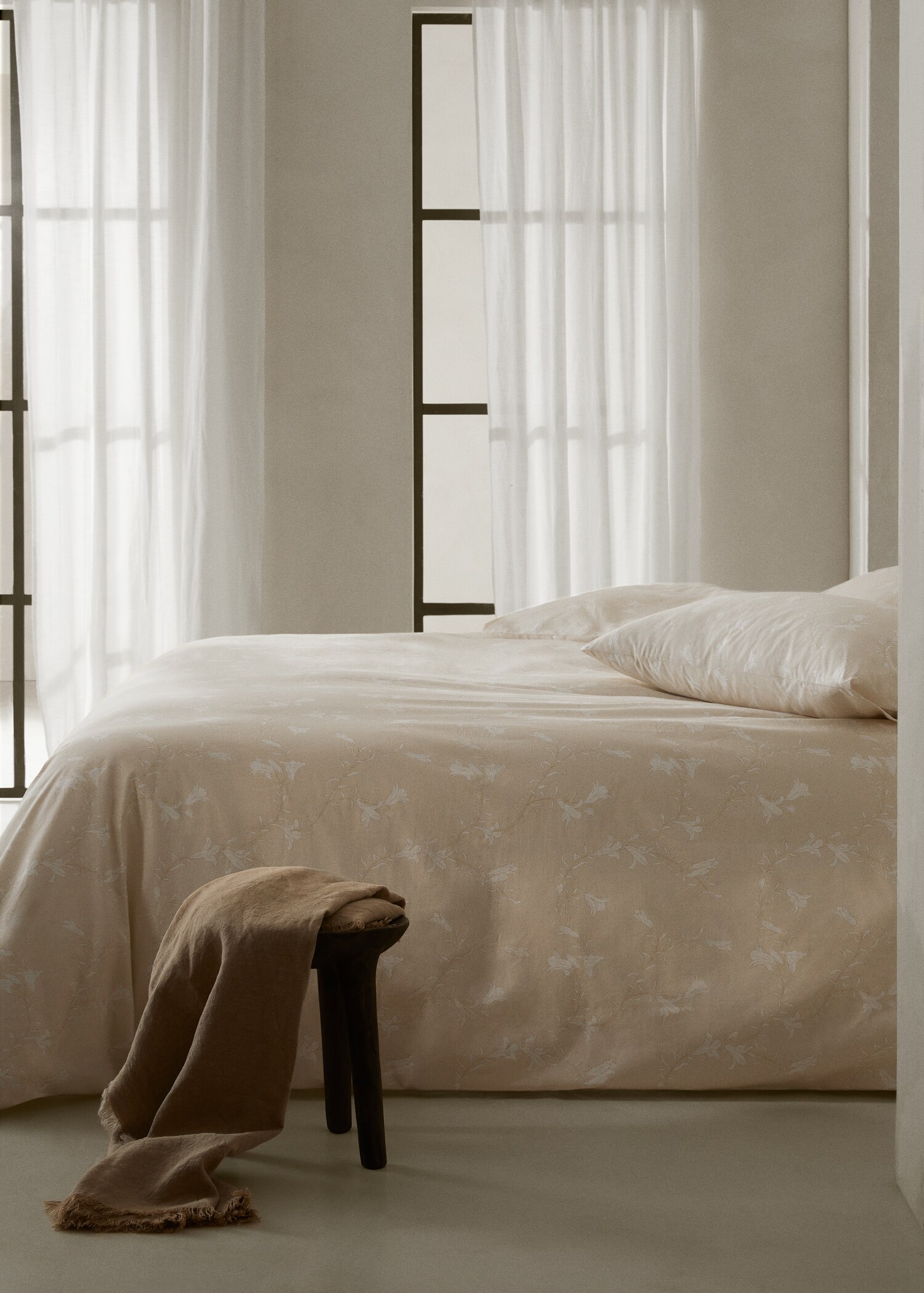Floral print cotton duvet cover for queen bed - General plane