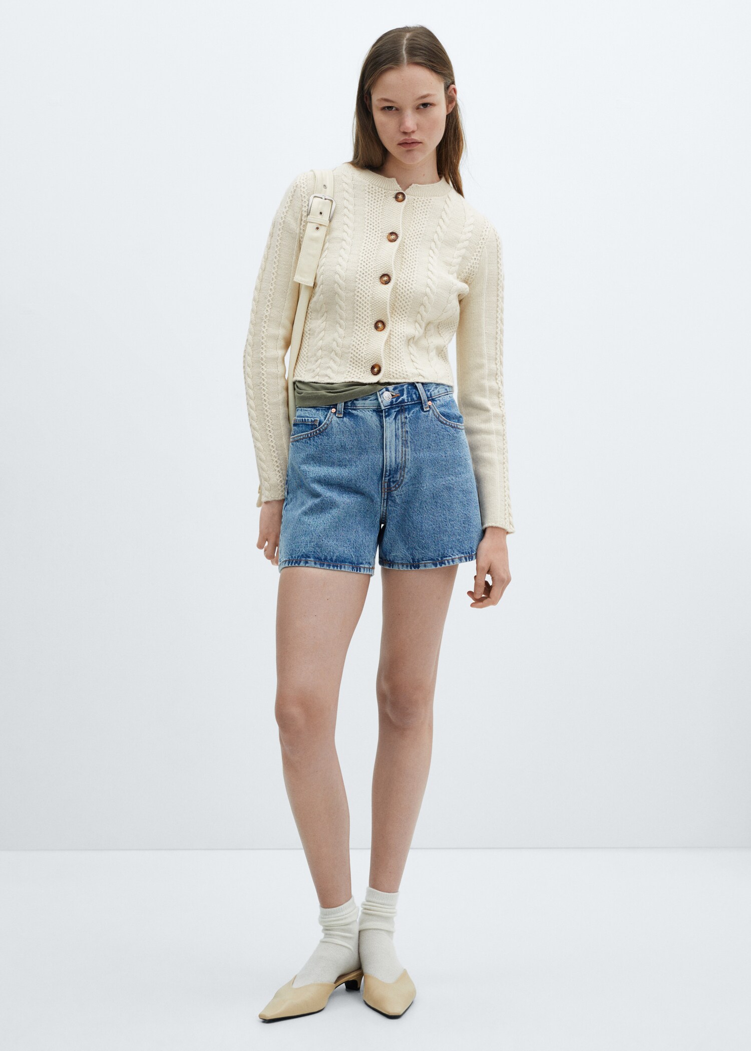 Cardigan maille torsadée boutons - Plan général