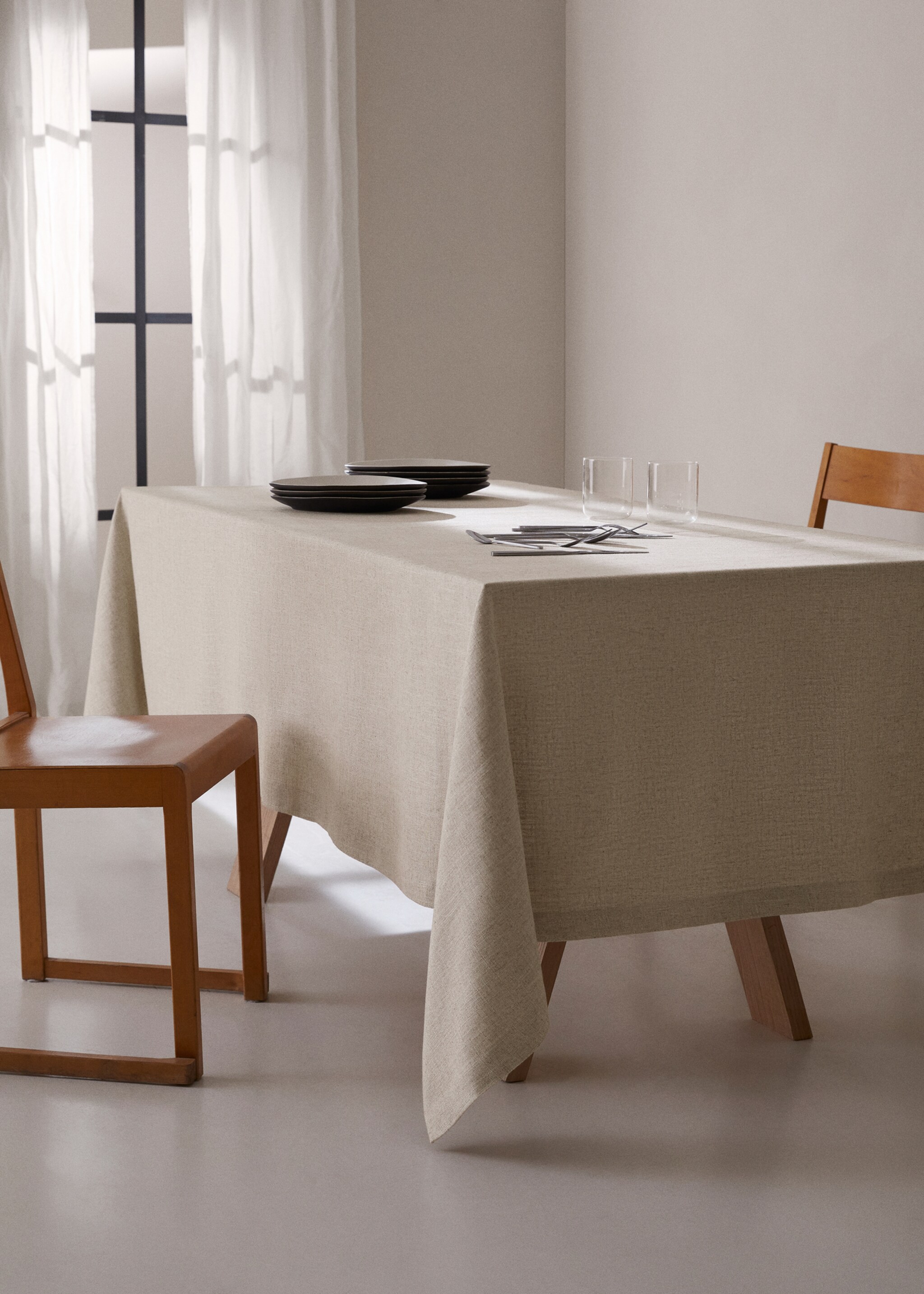 Water-repellent linen tablecloth 150x200cm - General plane, Sand. Ref: 67084065-00.