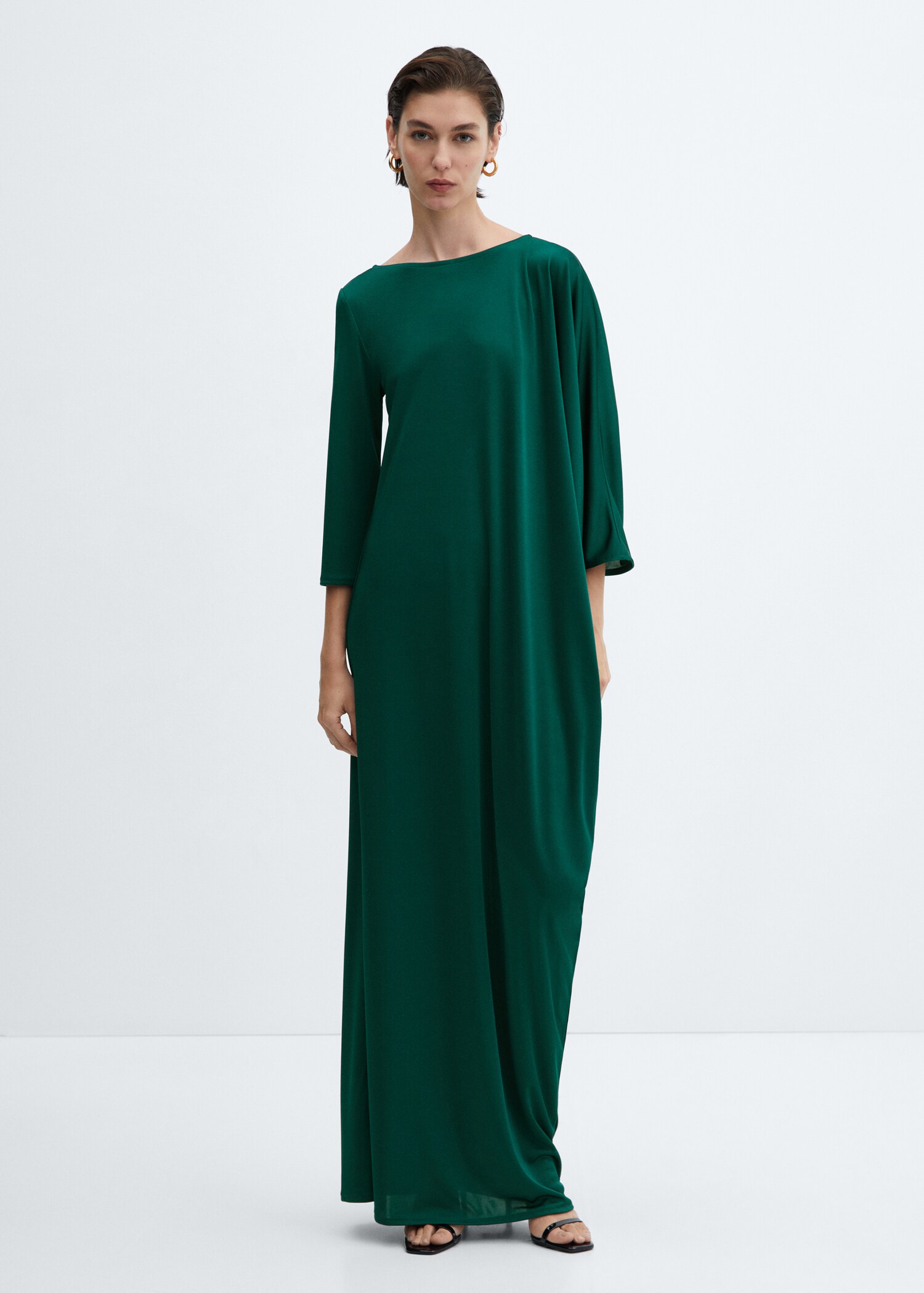 Asymmetric draped gown - General plane