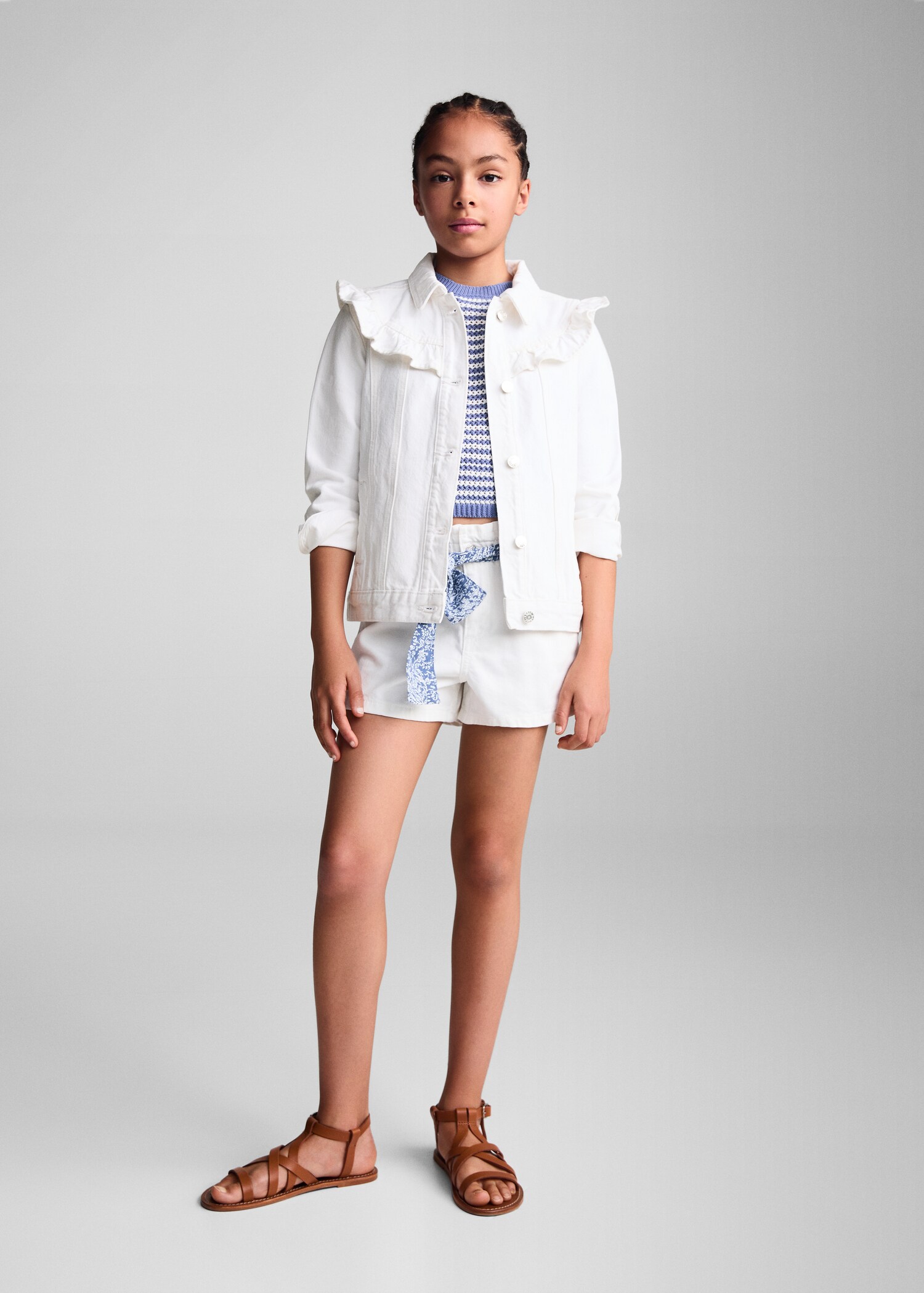 Cowgirl jacket with ruffles - General plane