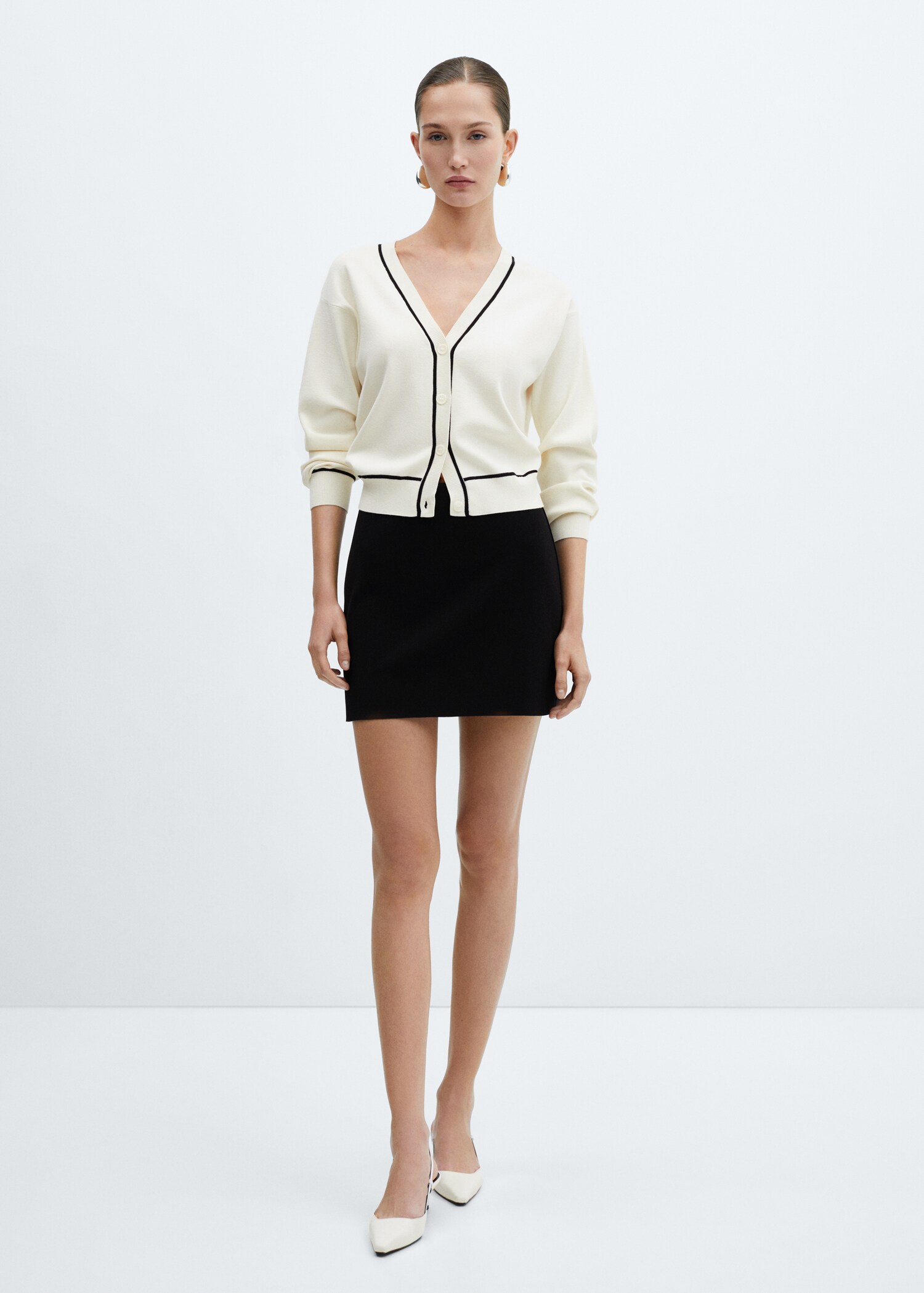 Cardigan mit Kontrastborten - Allgemeine Ansicht