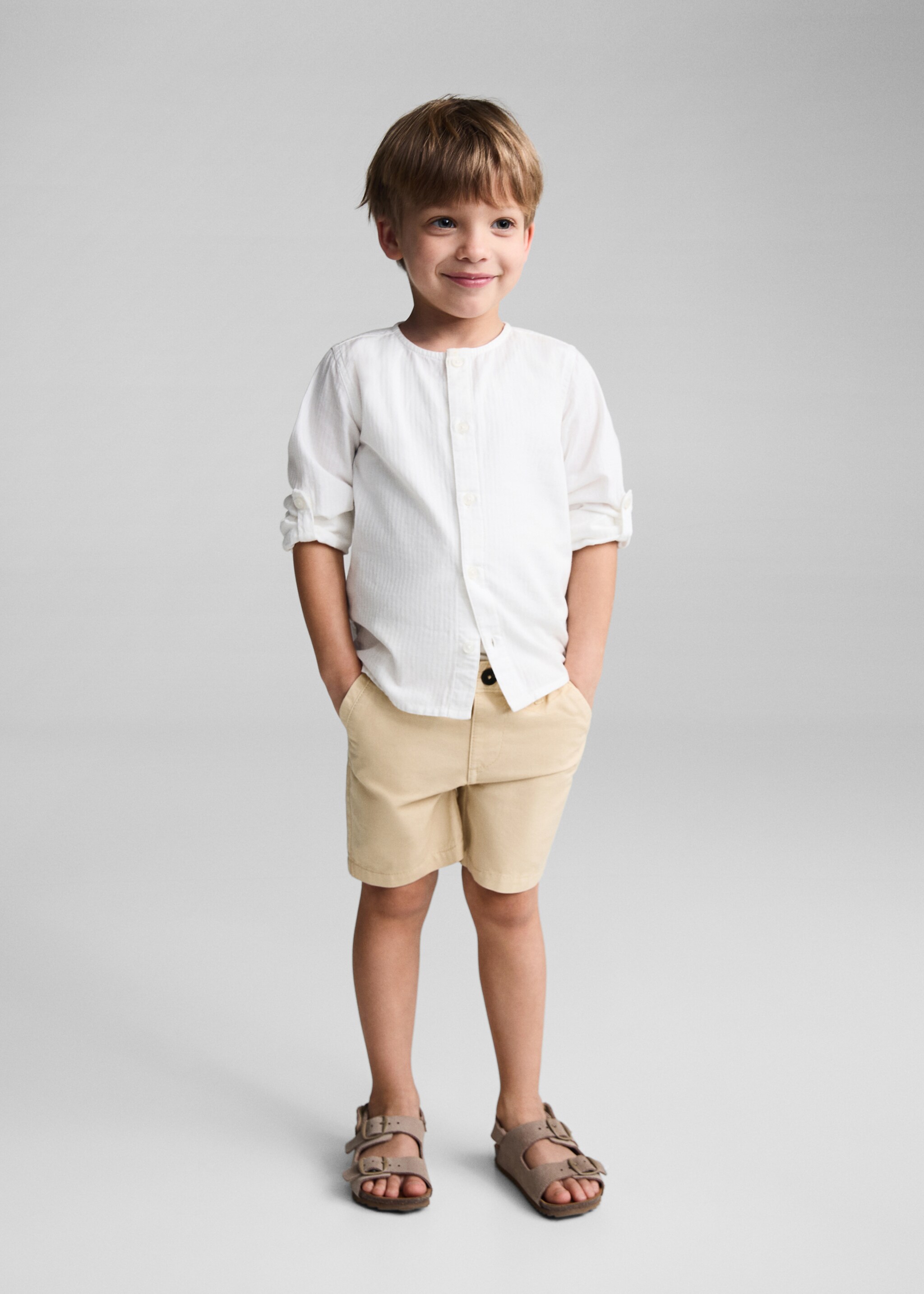 Bermudy chinosy slim fit z bawełny - Plan ogólny