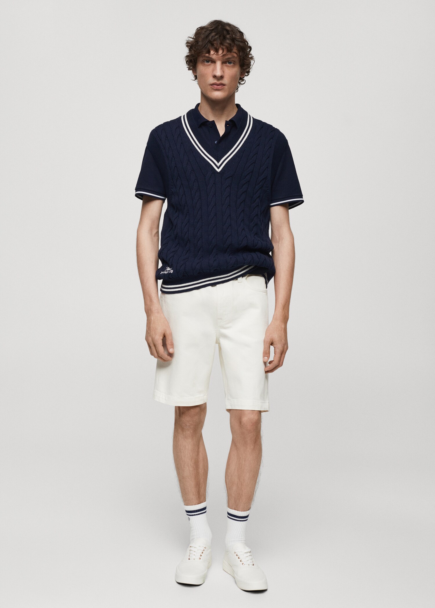 Braided-knit gilet - General plane