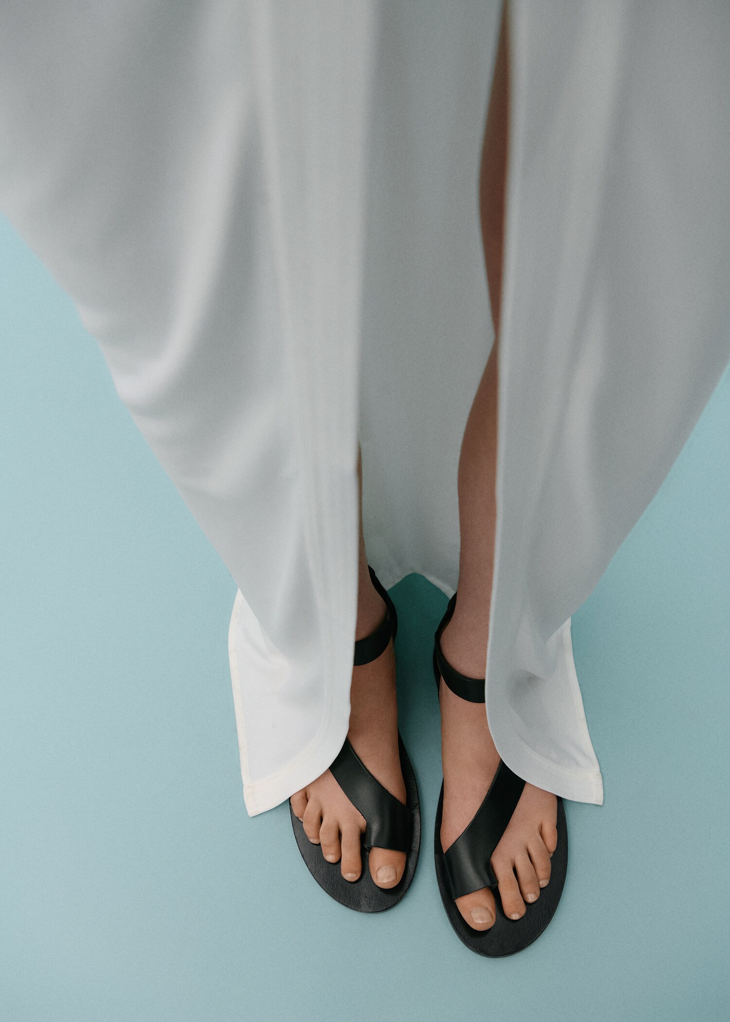 Buckle leather sandals - General plane