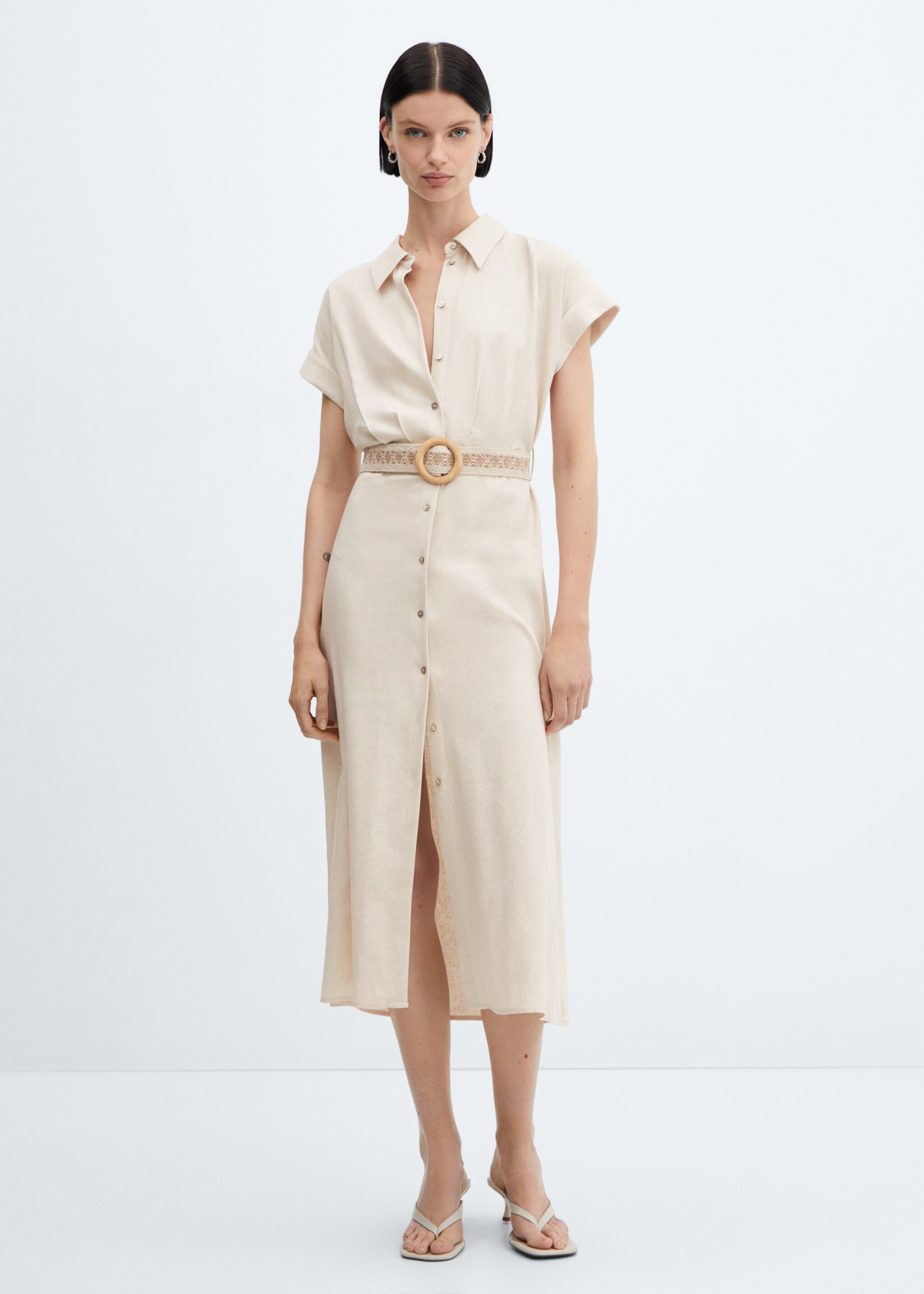 Hemdkleid mit Gürtel - Allgemeine Ansicht