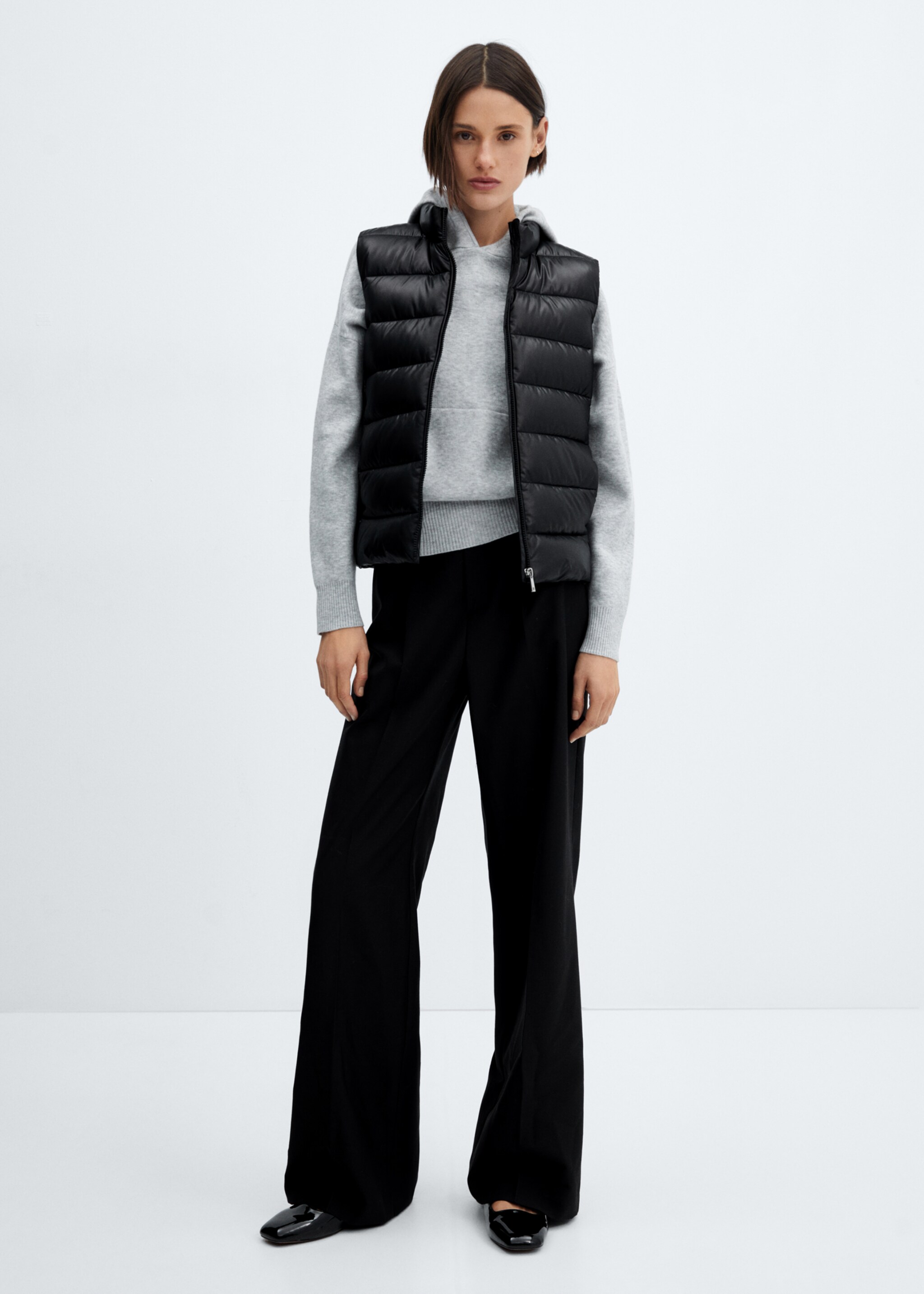 Ultra-light quilted gilet - General plane