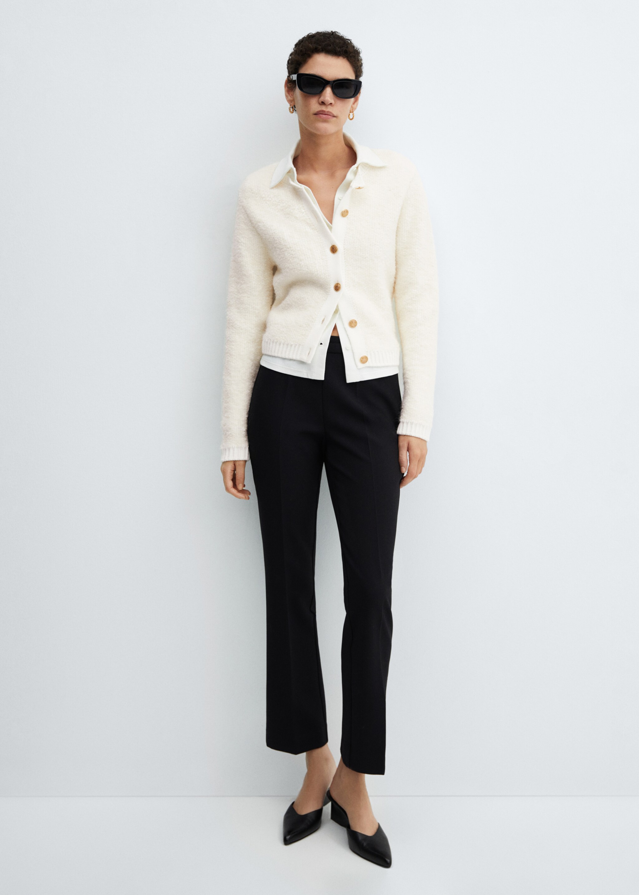 Knitted buttoned jacket - General plane, Off White. Ref: 67094061-00.