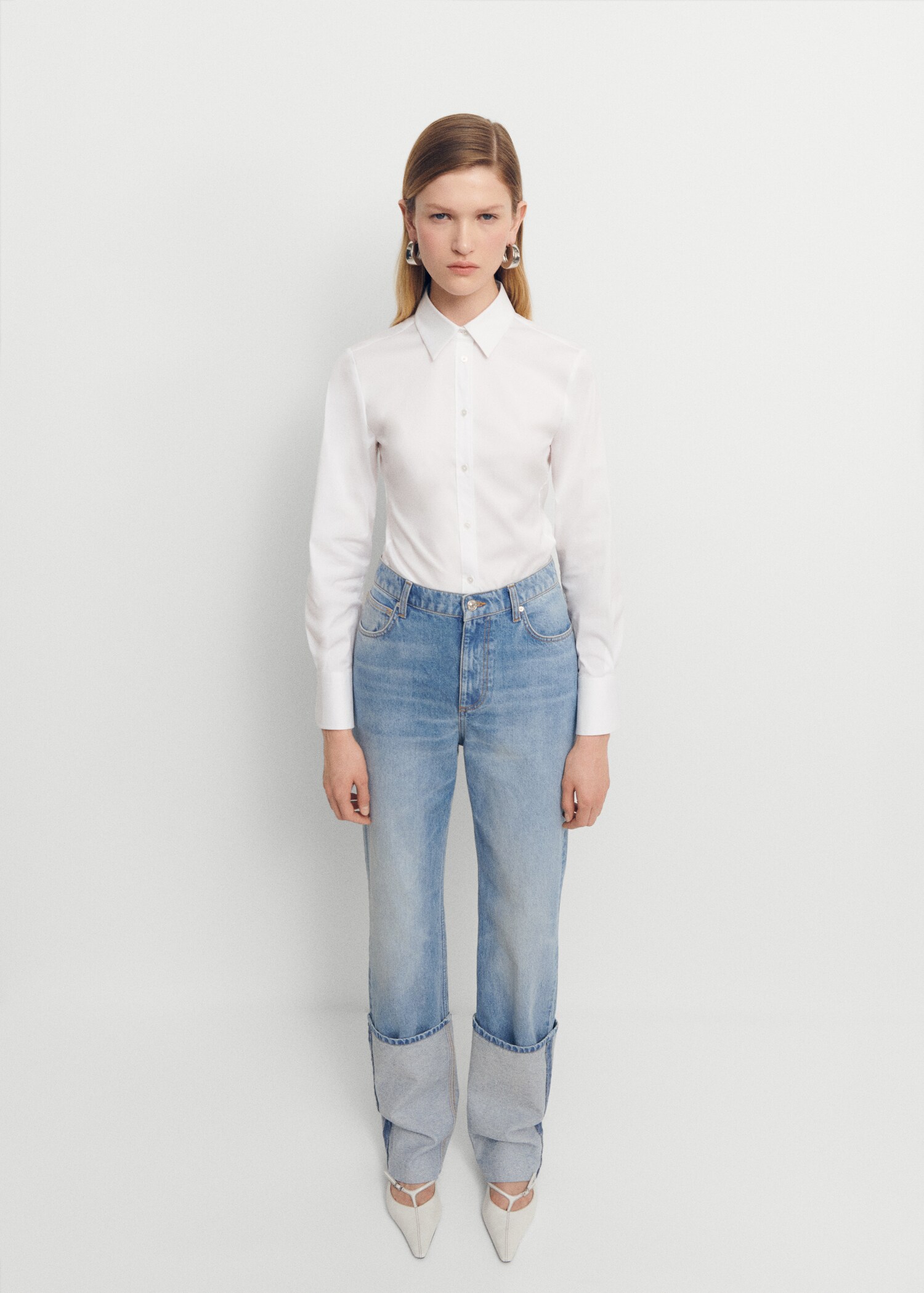 Turned-up straight jeans - General plane