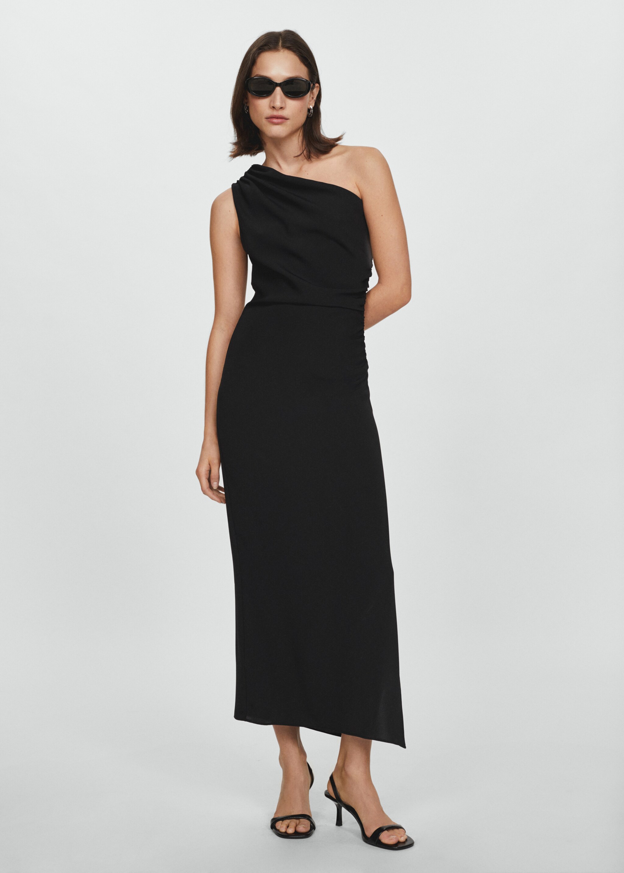 Asymmetrisches Kleid mit Seitenschlitz - Allgemeine Ansicht