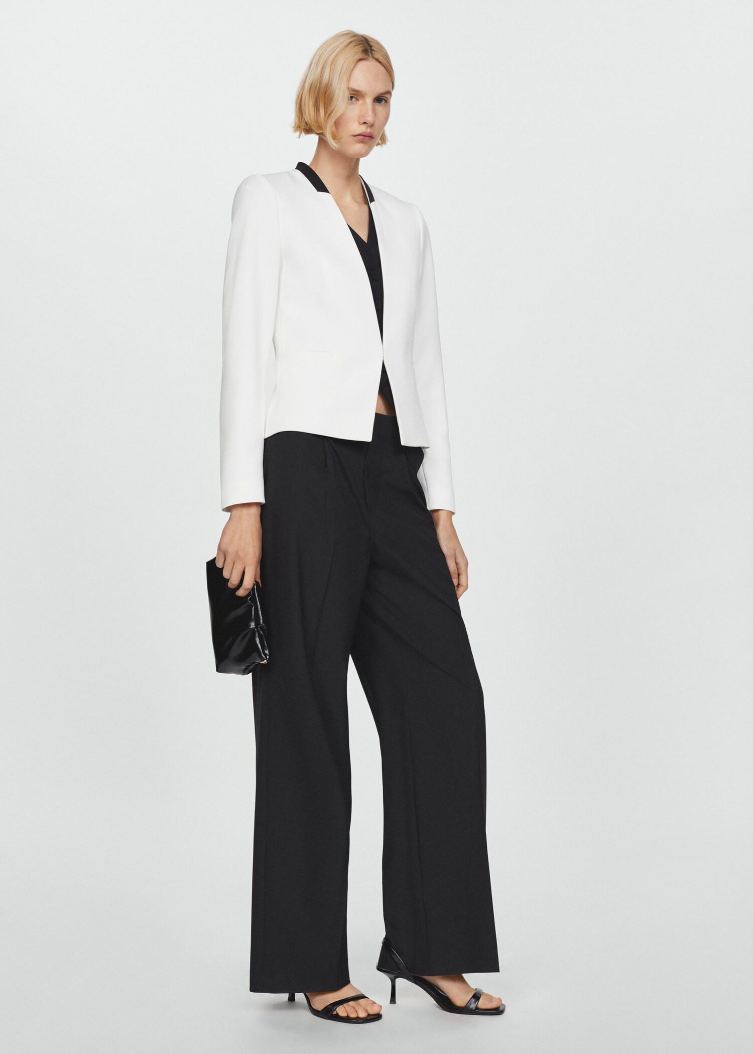 Contrasting trims blazer - General plane