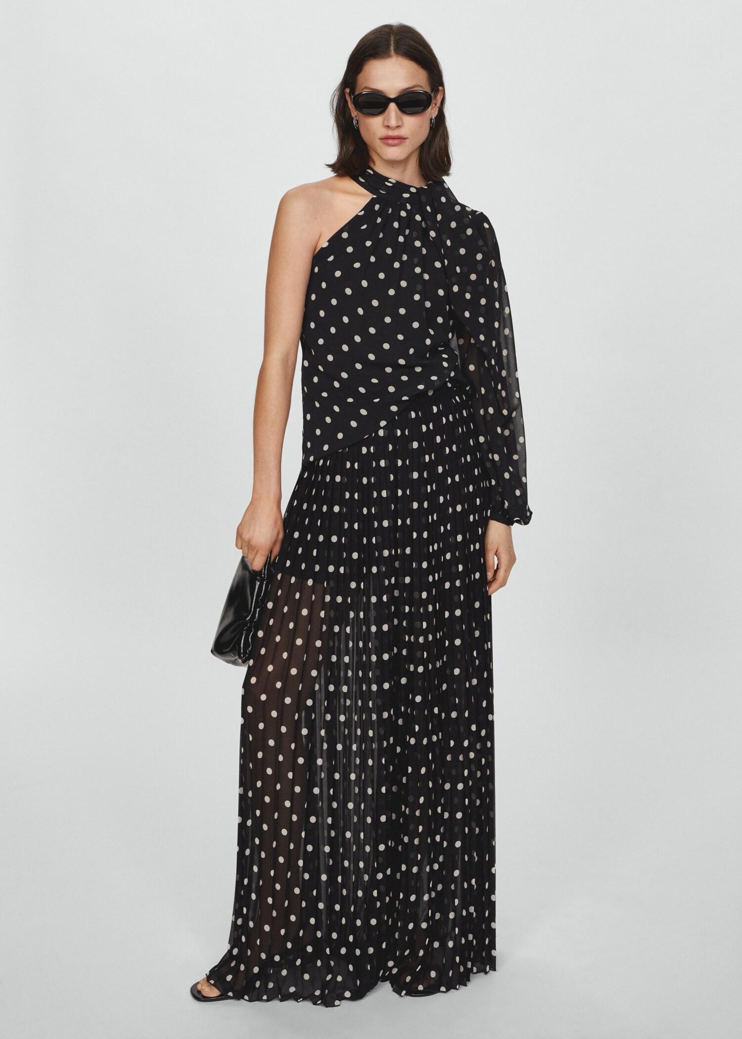 Asymmetric polka dot blouse - General plane