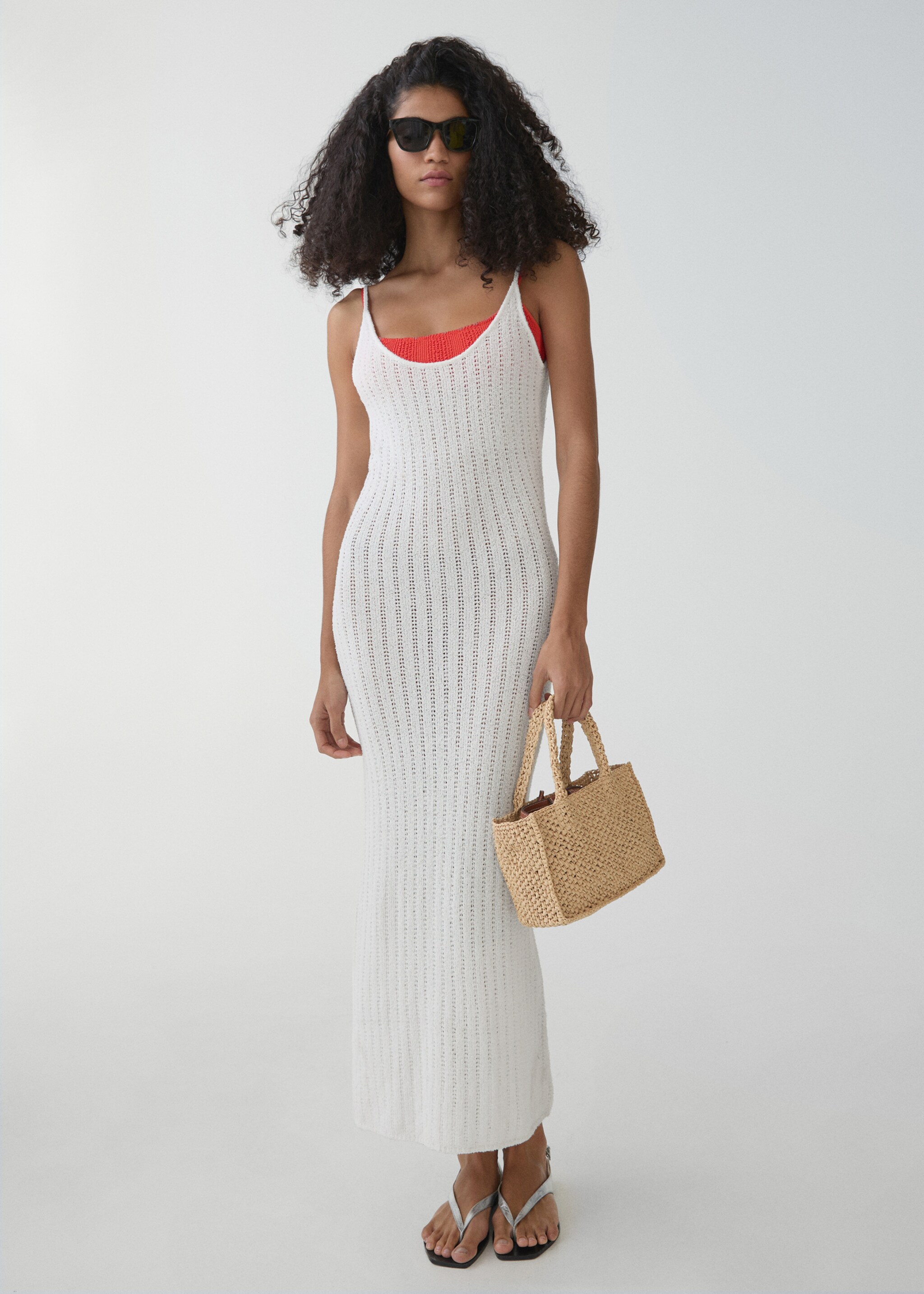 Scoop-back bodycon dress - General plane