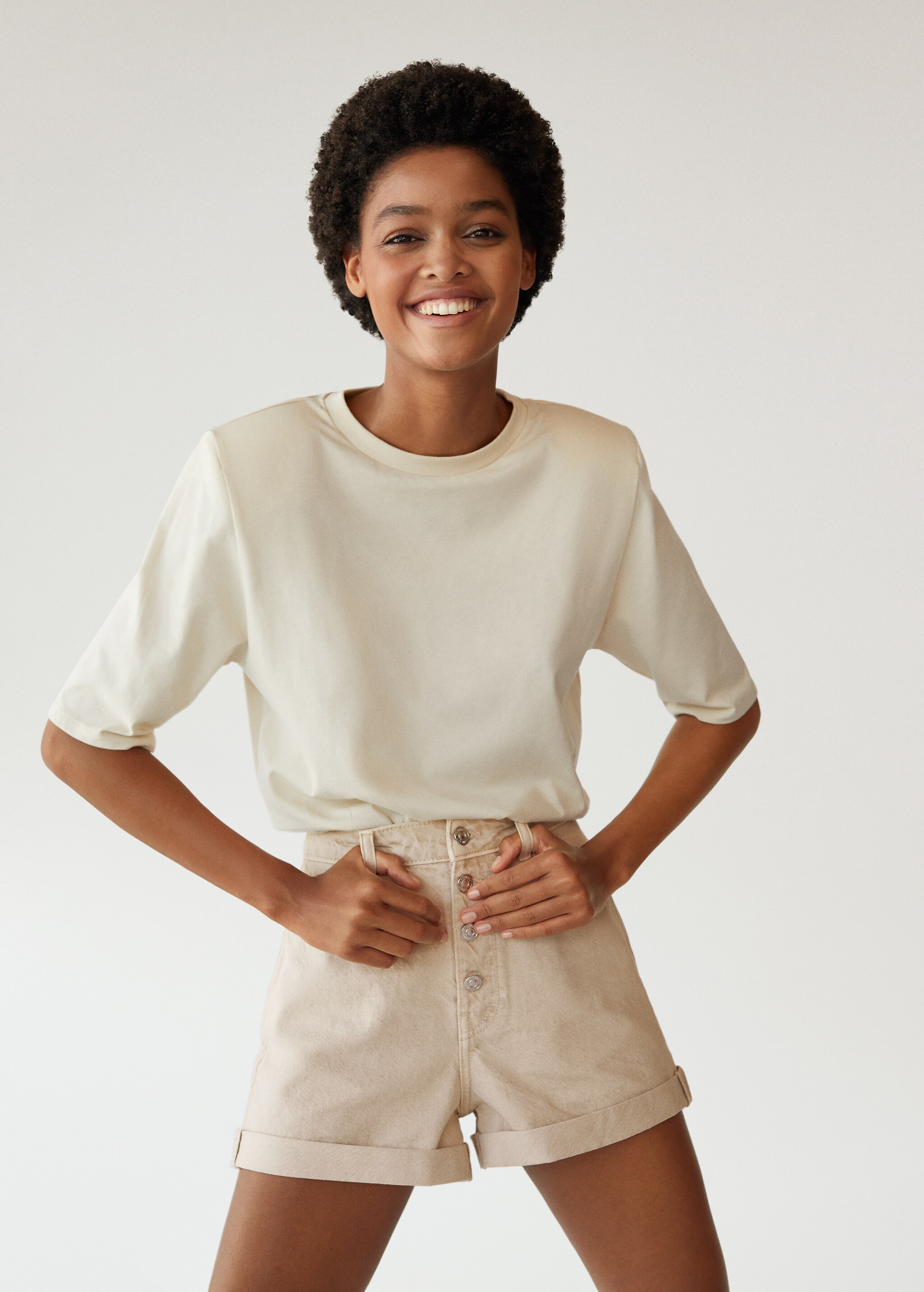Short denim botones - Plano medio