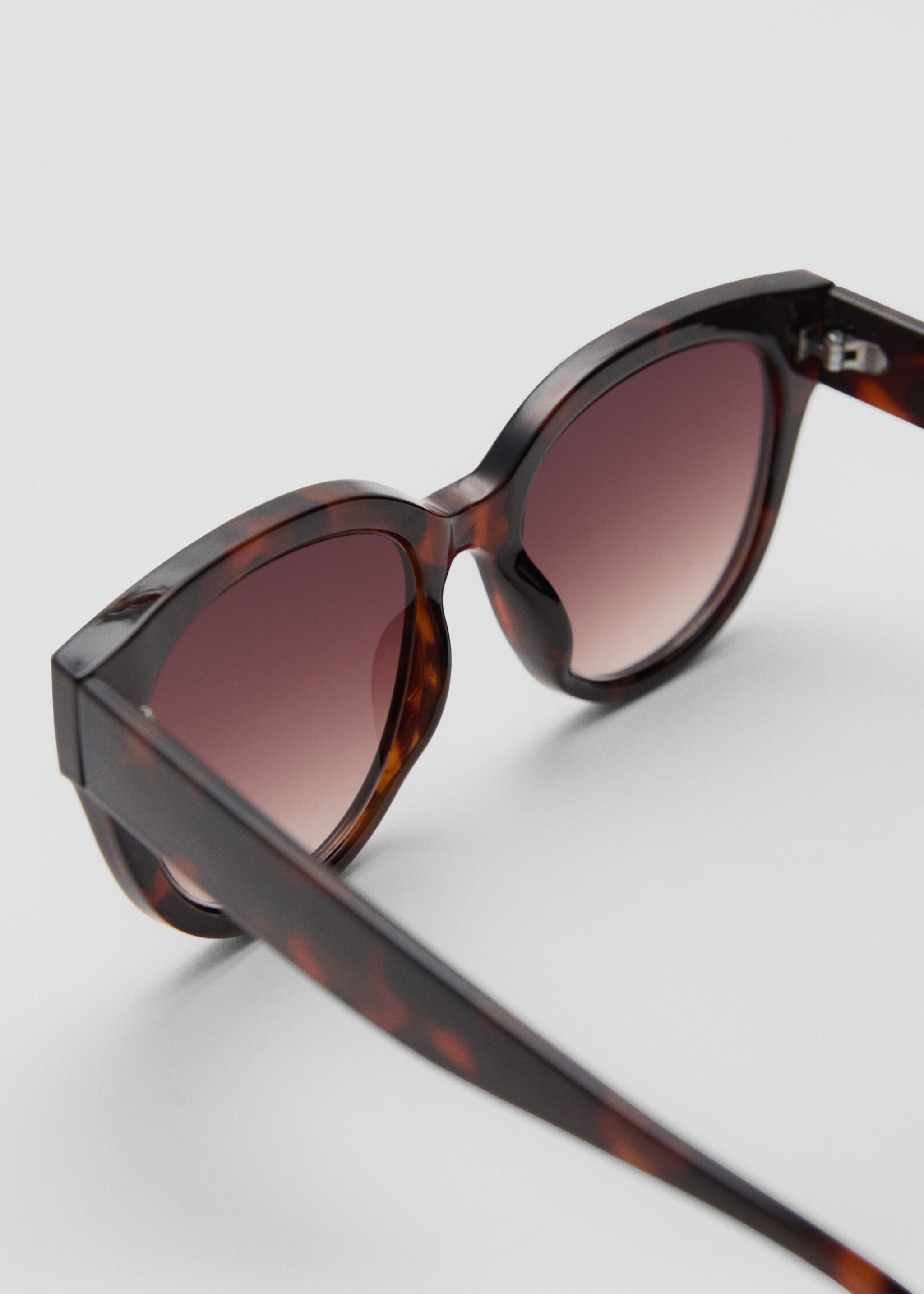 Sonnenbrille mit Azetatfassung - Detail des Artikels 1