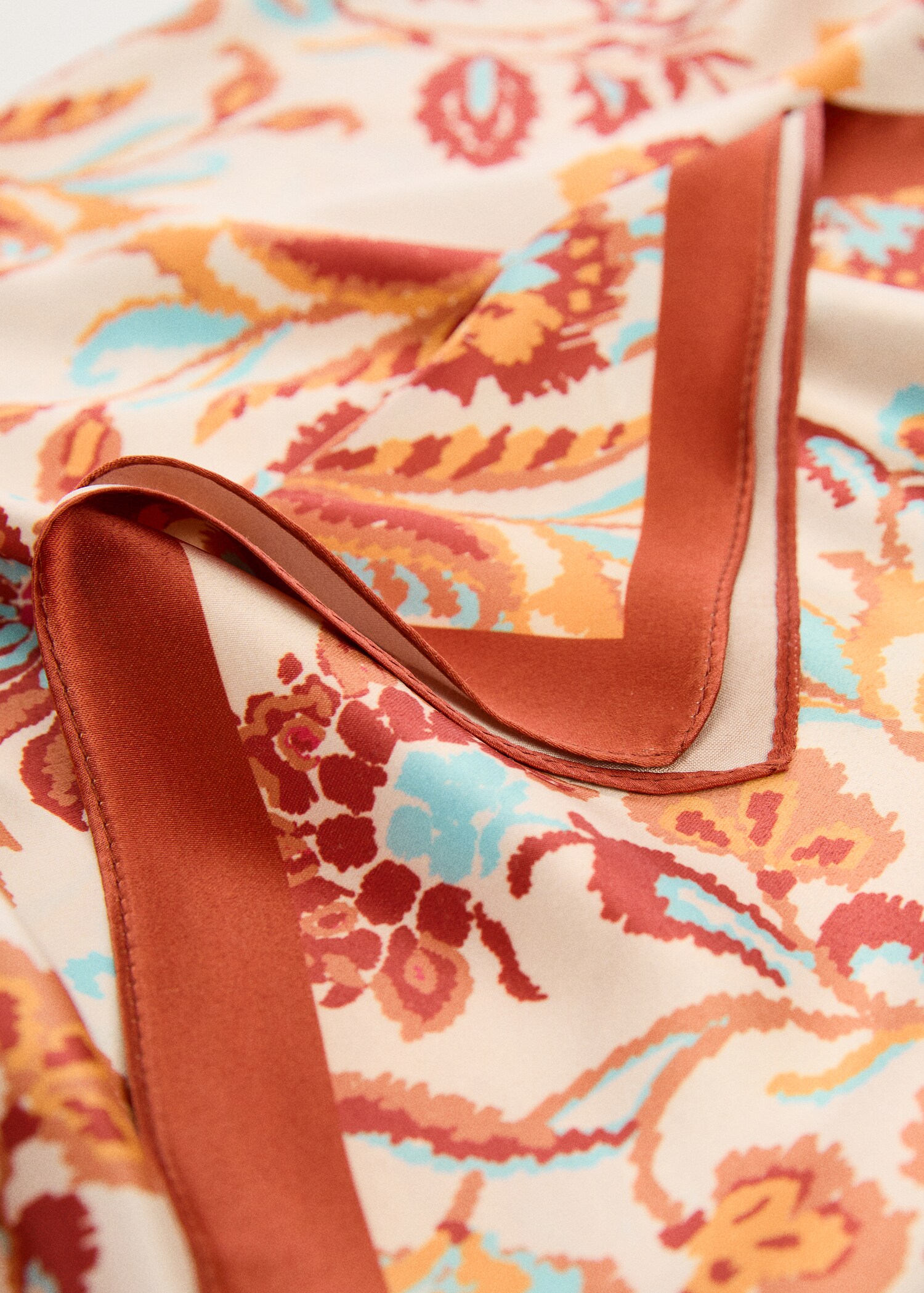 Floral-print scarf - Details of the article 1