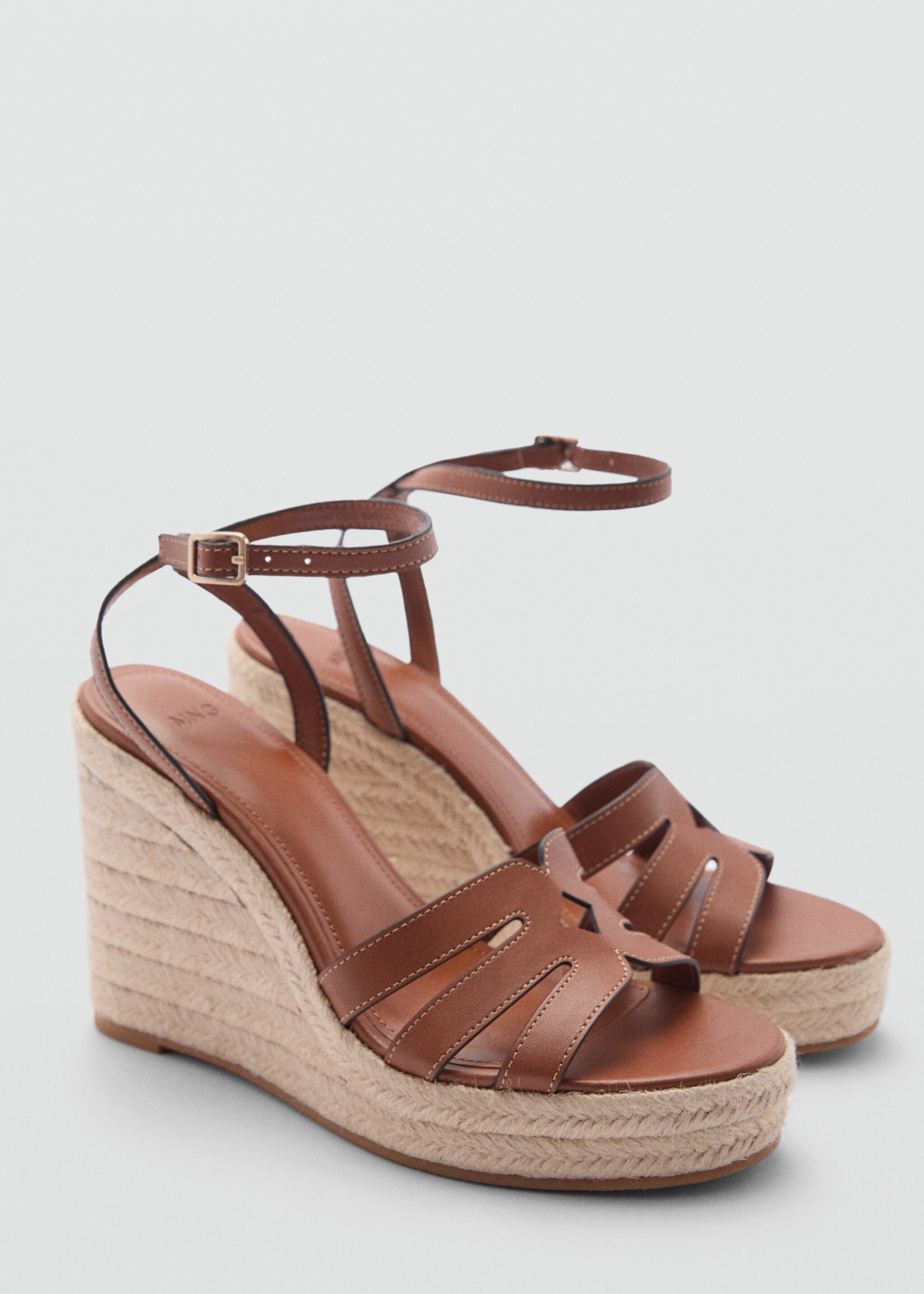Keilsandalette mit Riemen - Mittlere Ansicht