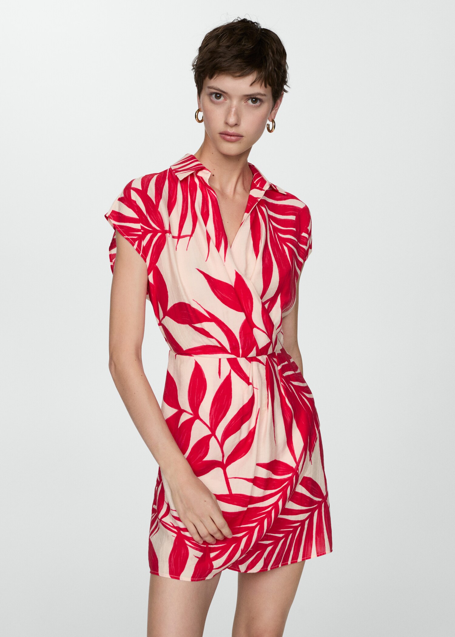 Vestido cruzado estampado - Plano medio