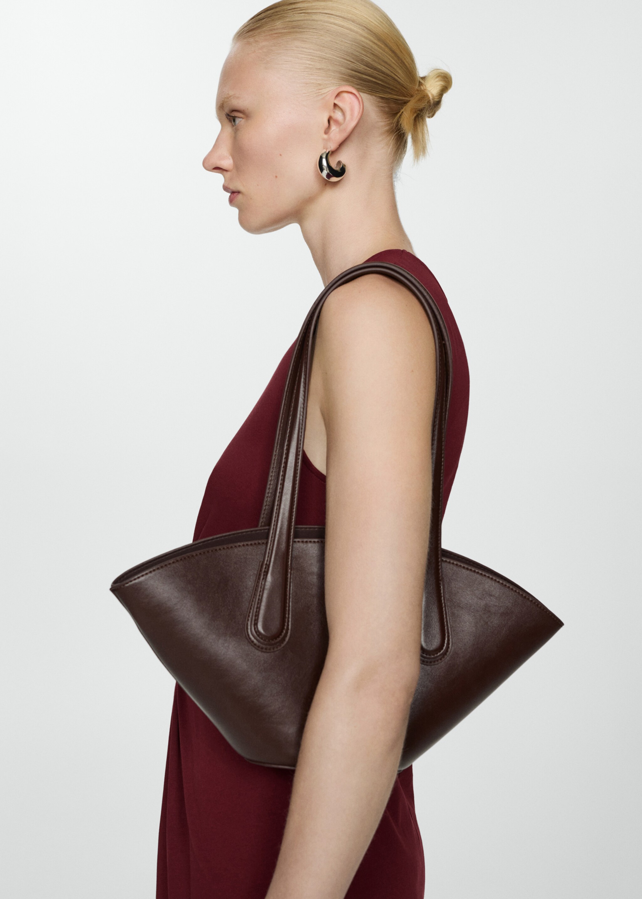 Midi-Kleid mit drapiertem Detail - Detail des Artikels 1