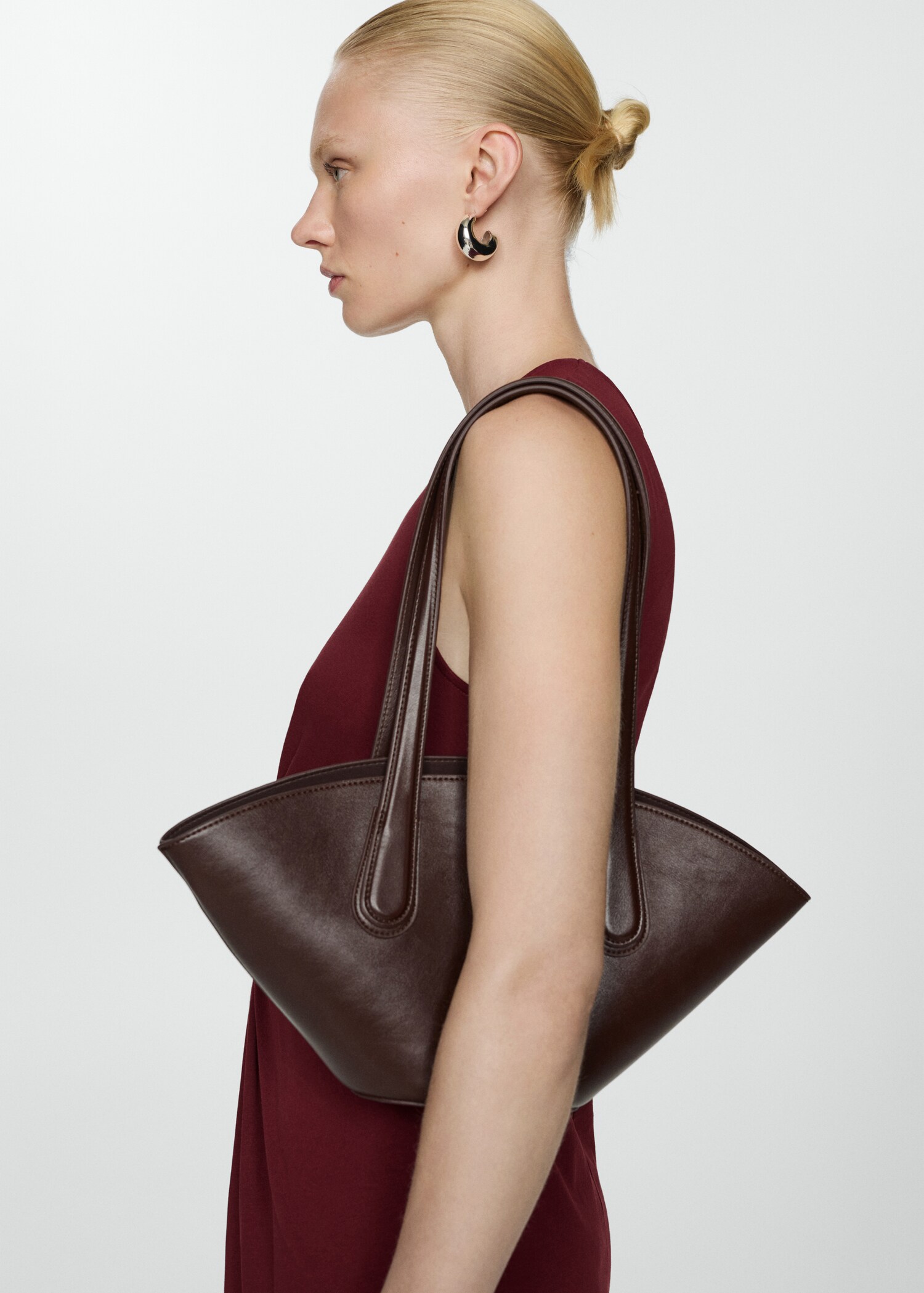 Midi-dress with draped detail - Details of the article 1