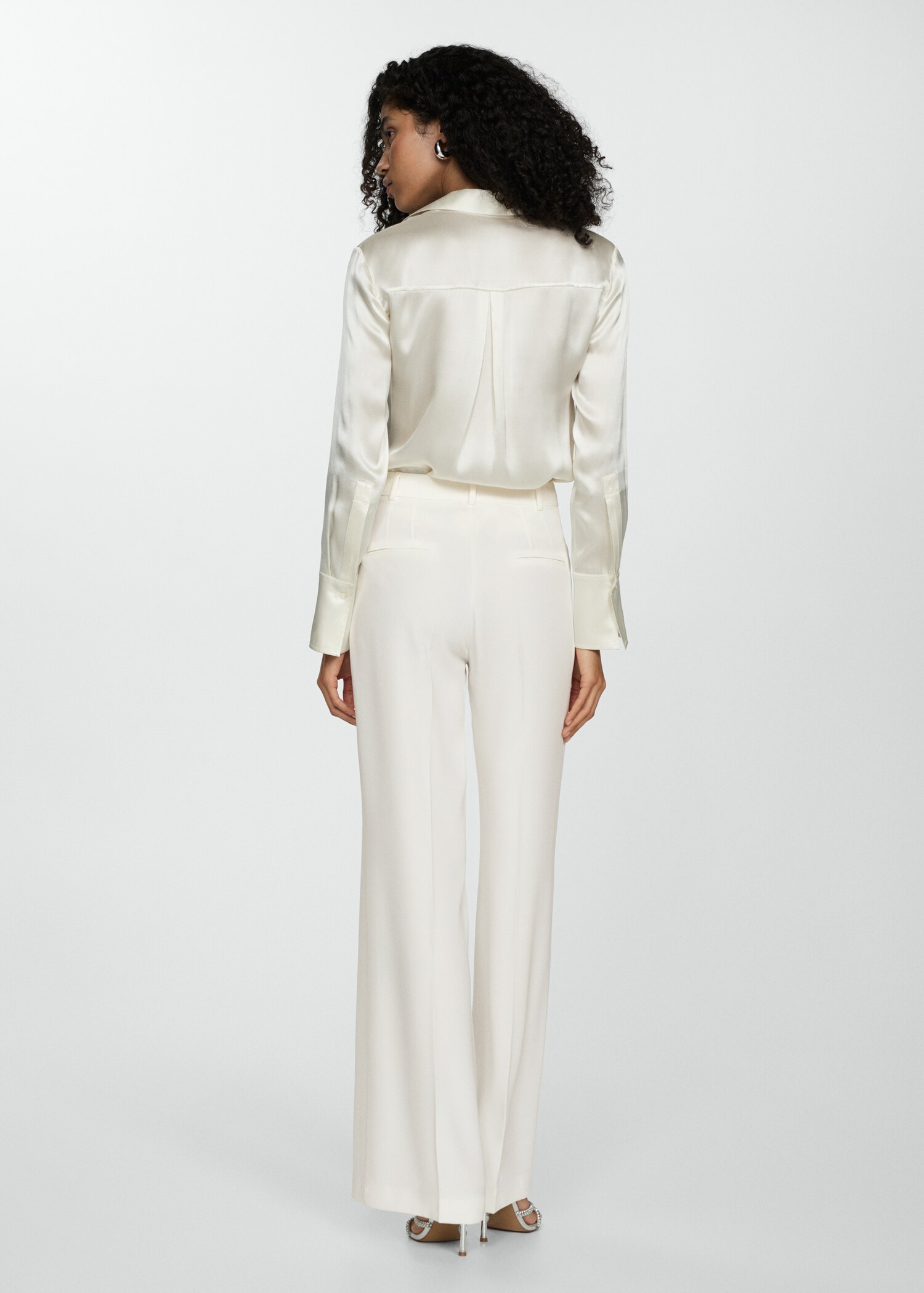 Flowy straight-fit pants - Reverse of the article