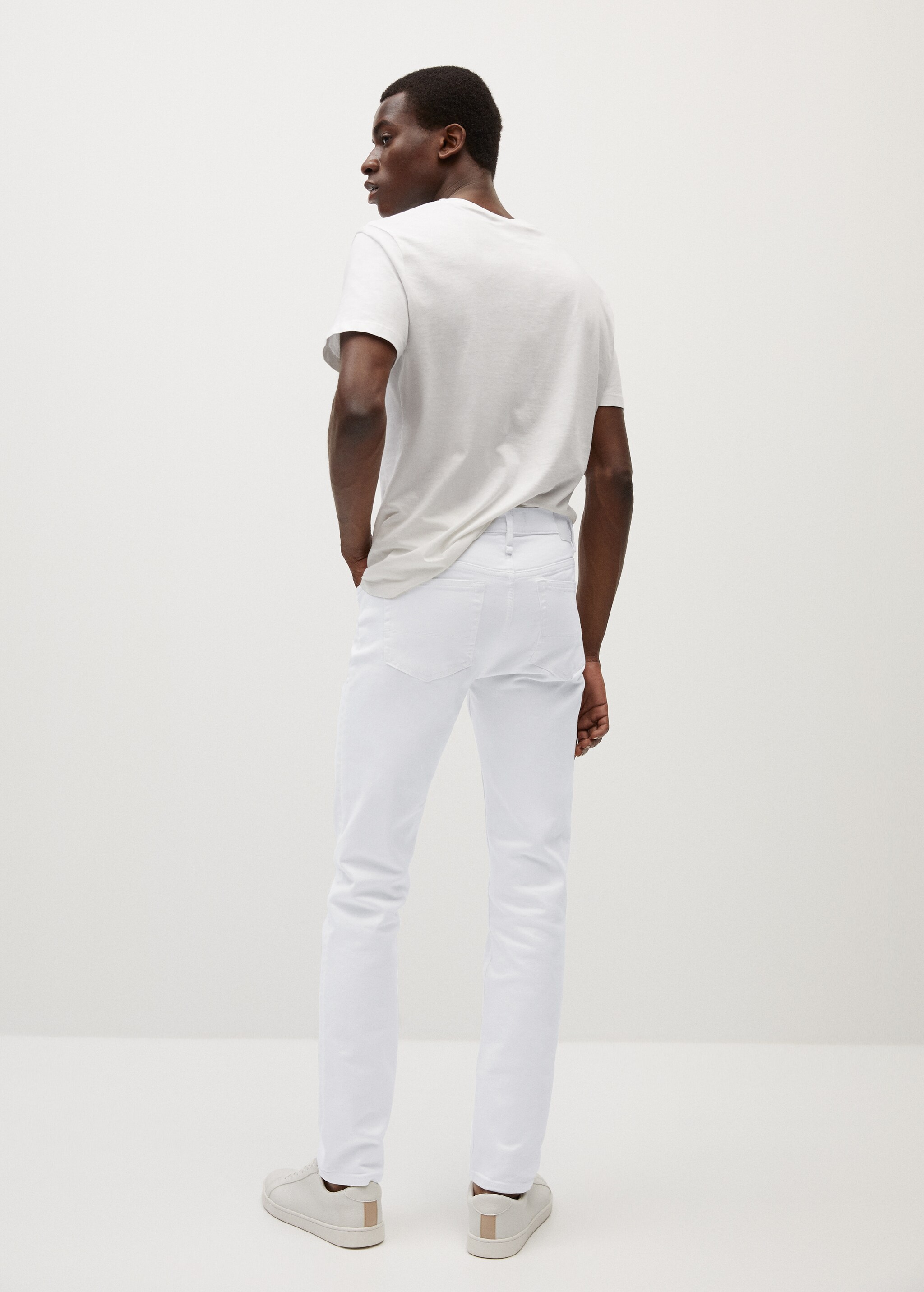 Jeans Jan slim fit blancos - Reverso del artículo