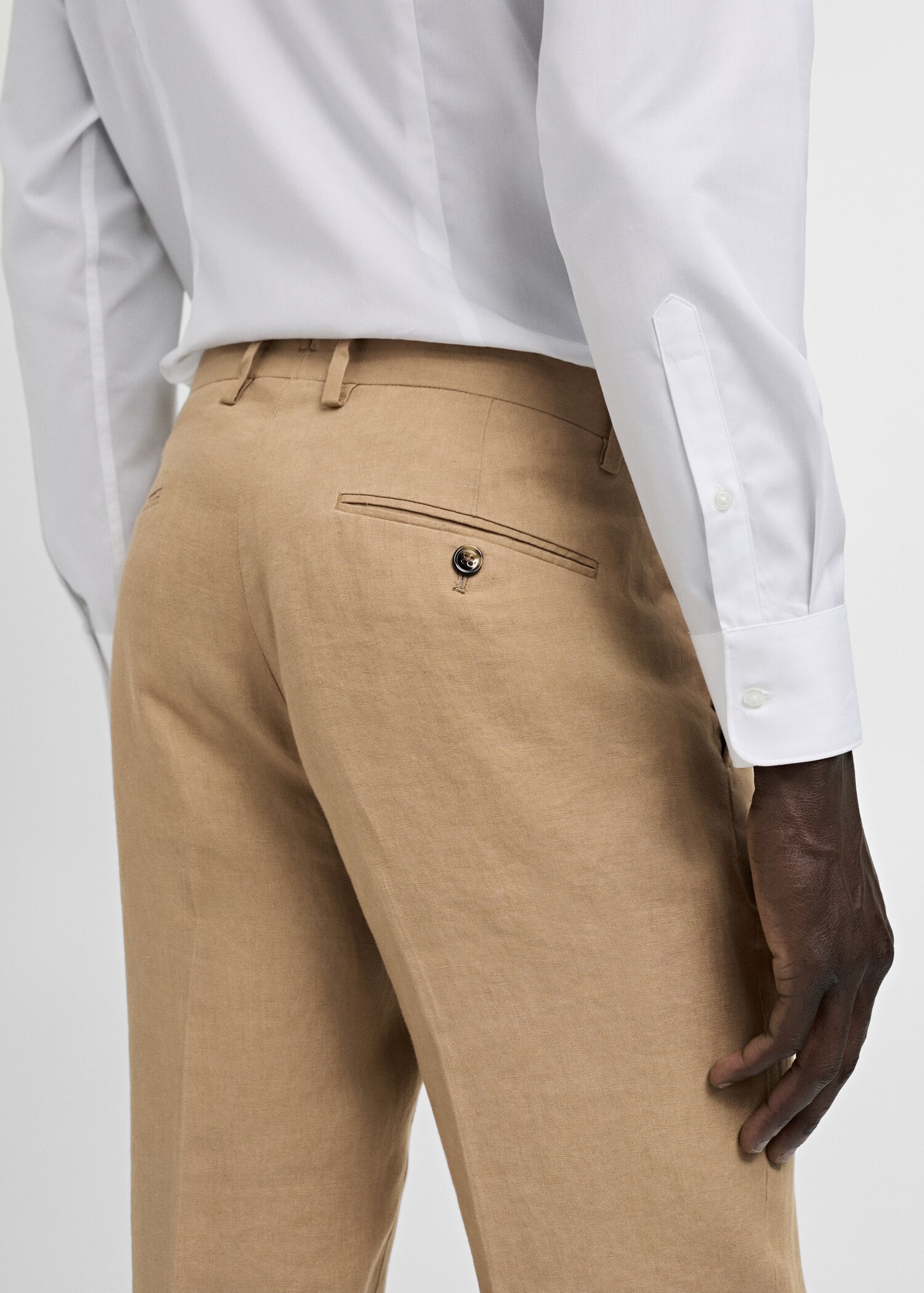 100% linen slim-fit suit trousers - Details of the article 2