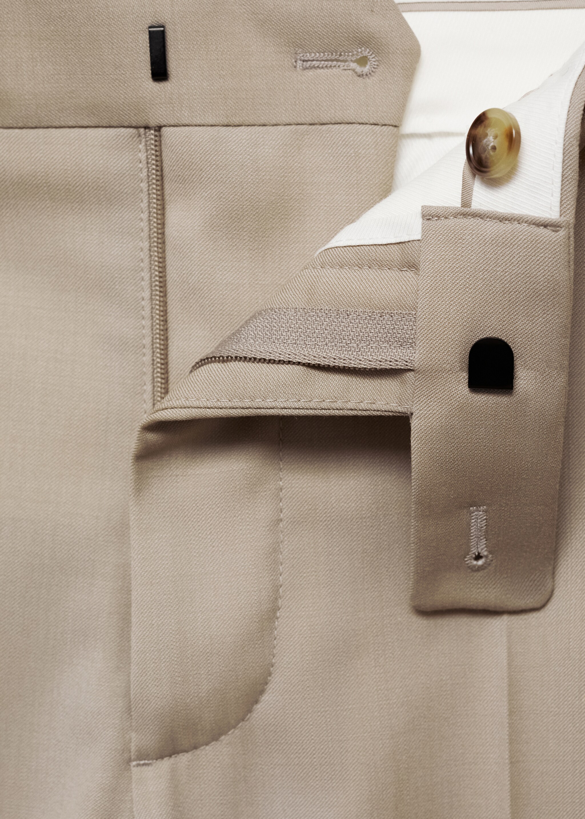 100% virgin wool slim-fit suit trousers - Details of the article 8, Beige. Ref: 77000593-00.