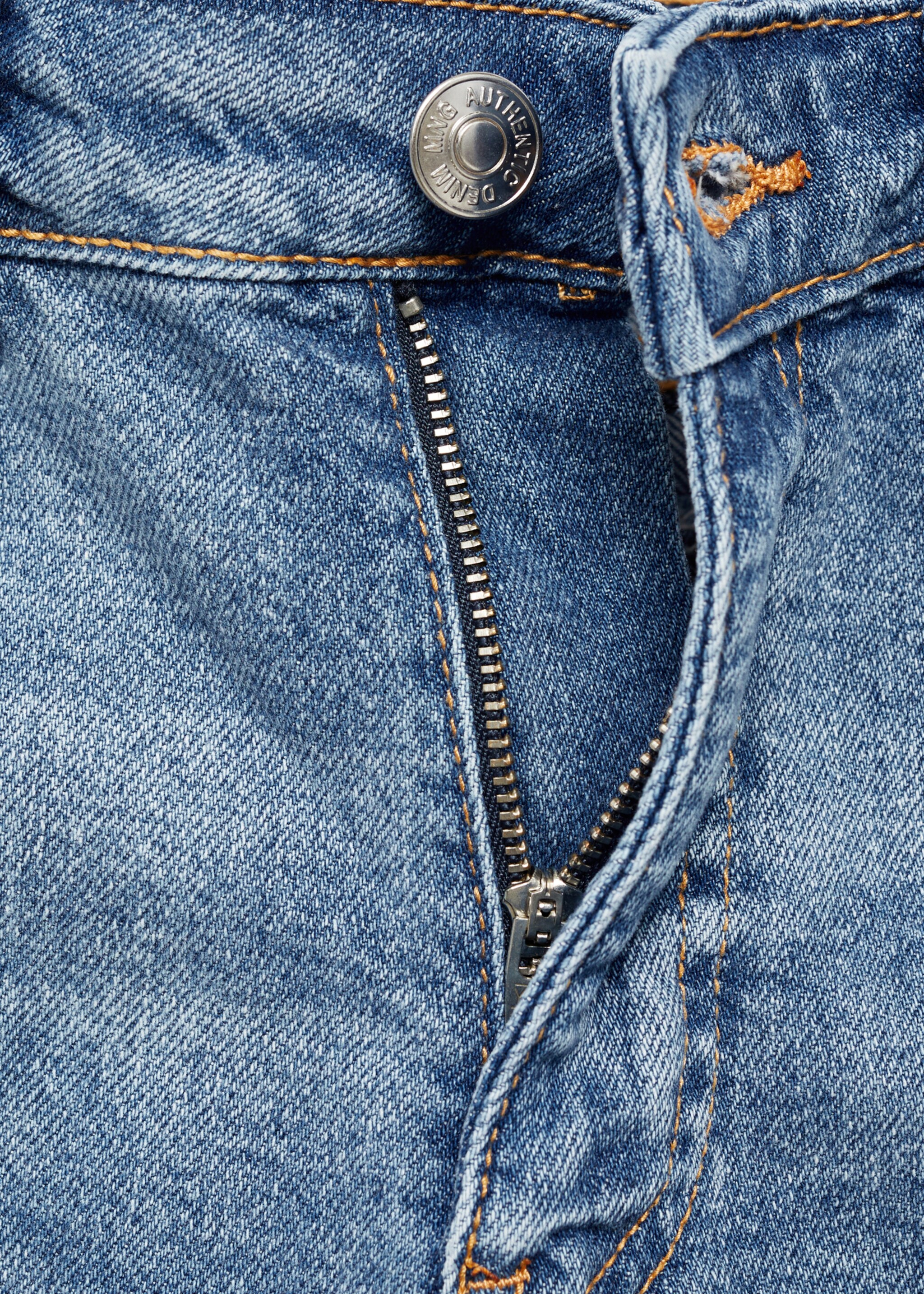 Flared finished jeans - Details of the article 8, Medium Blue. Ref: 77000617-00.