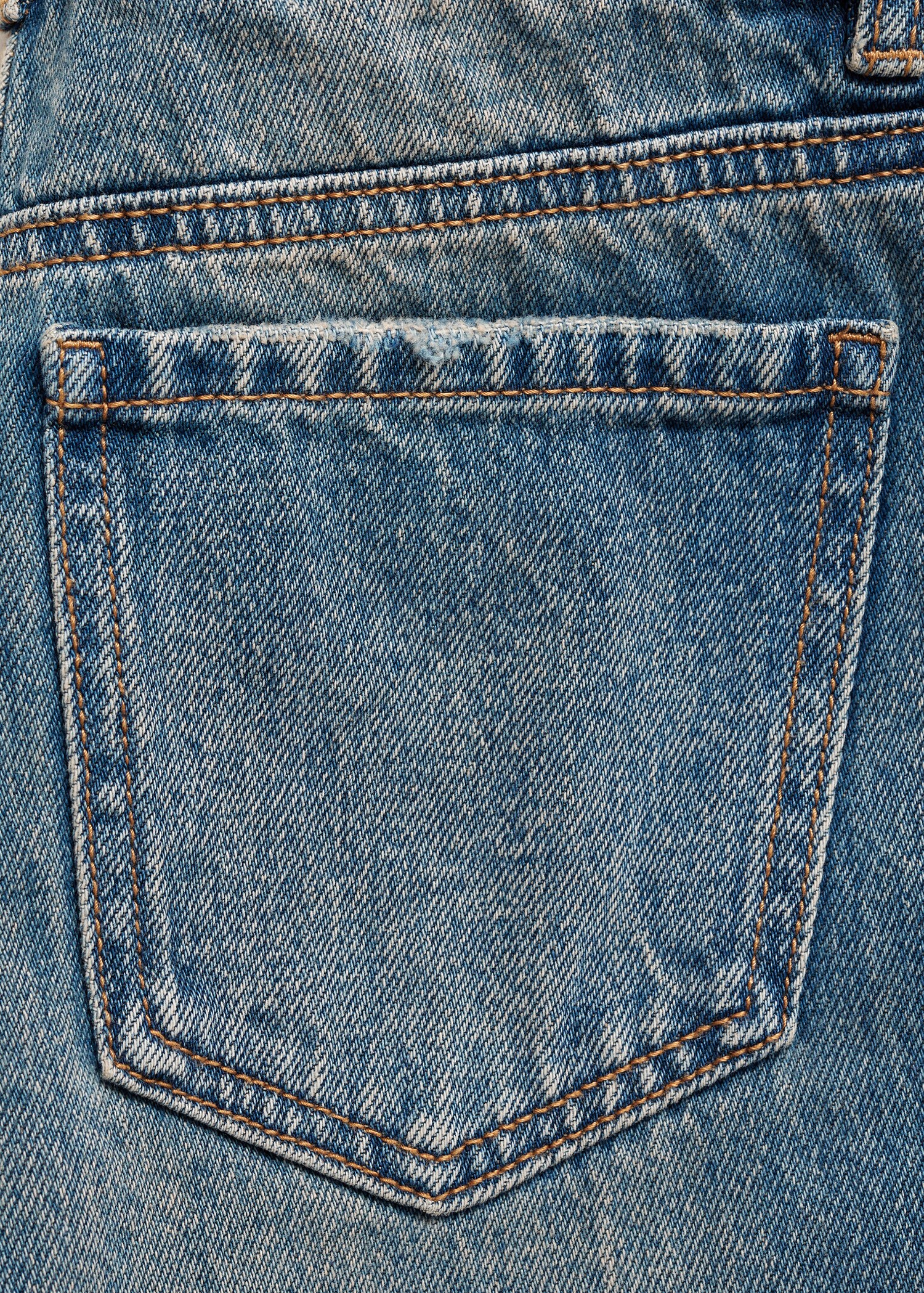 Gerade Jeans mit mittlerem Bund - Detail des Artikels 0
