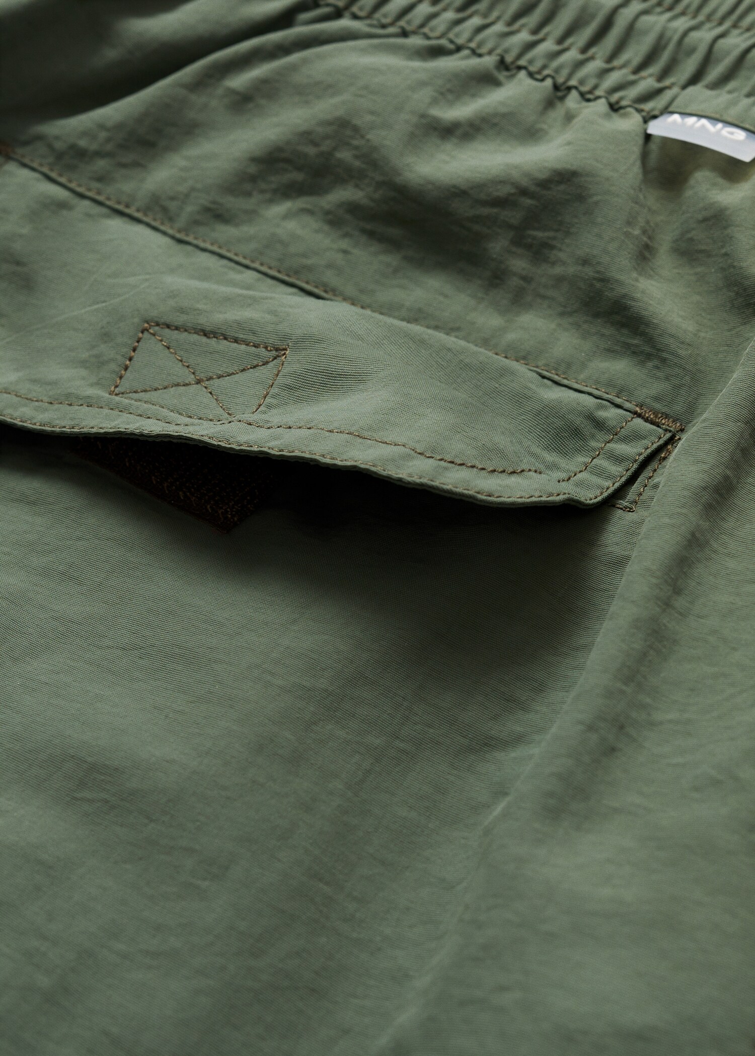 Maillot de bain uni cordon - Détail de l'article 8