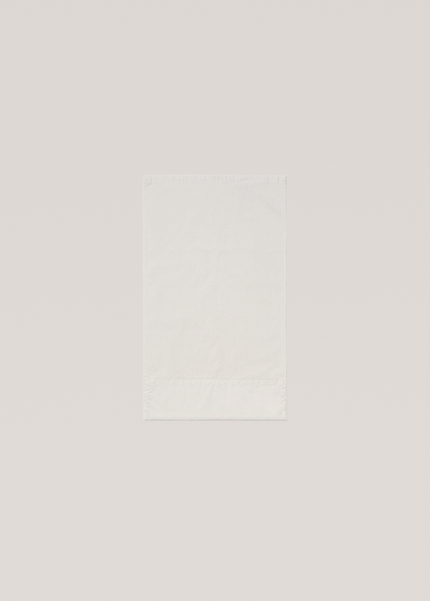 Face towel with cotton texture 30x50cm - Home | MANGO OUTLET United Kingdom