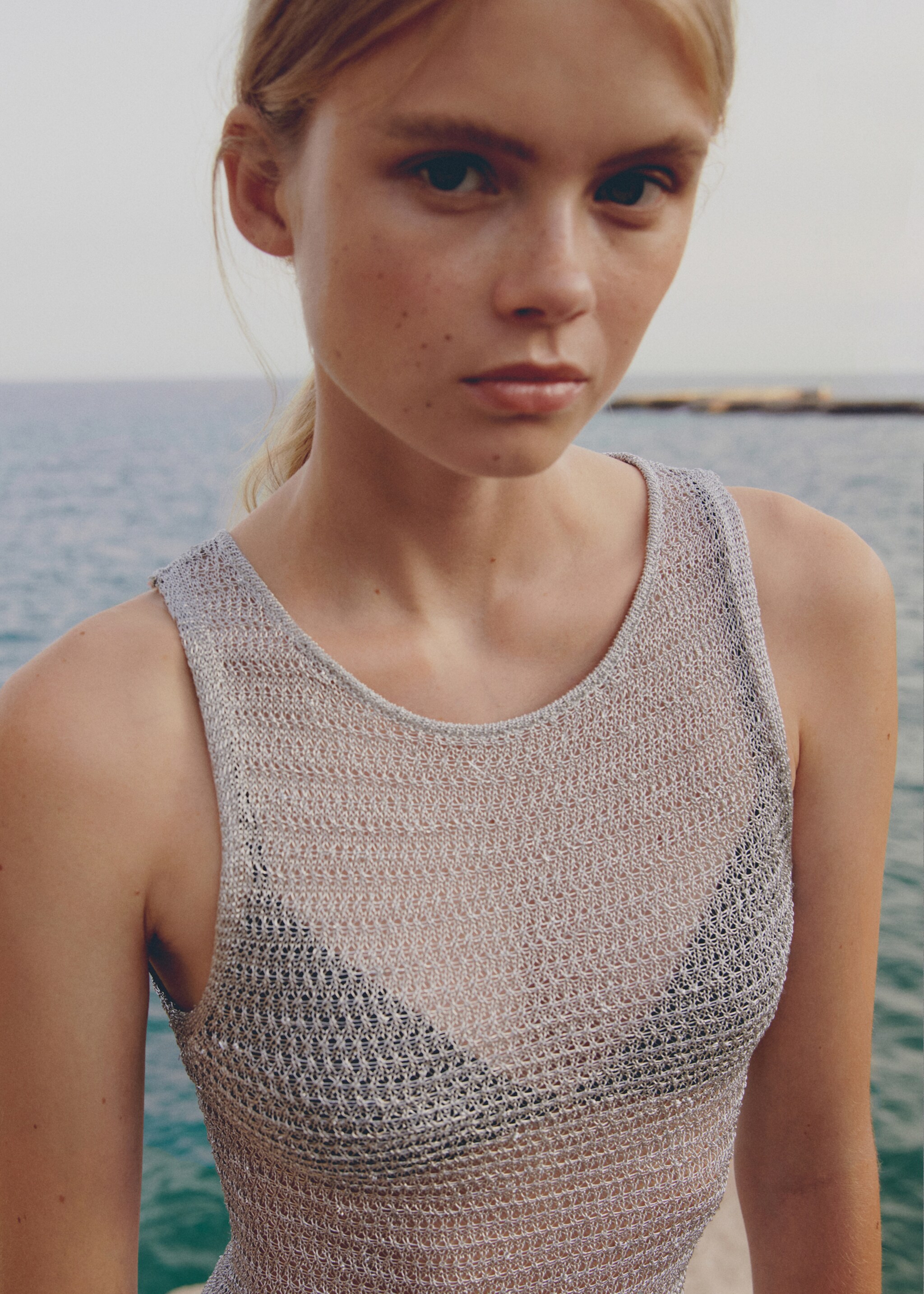 Lurex knitted dress - Details of the article 6, Silver. Ref: 77001508-00.