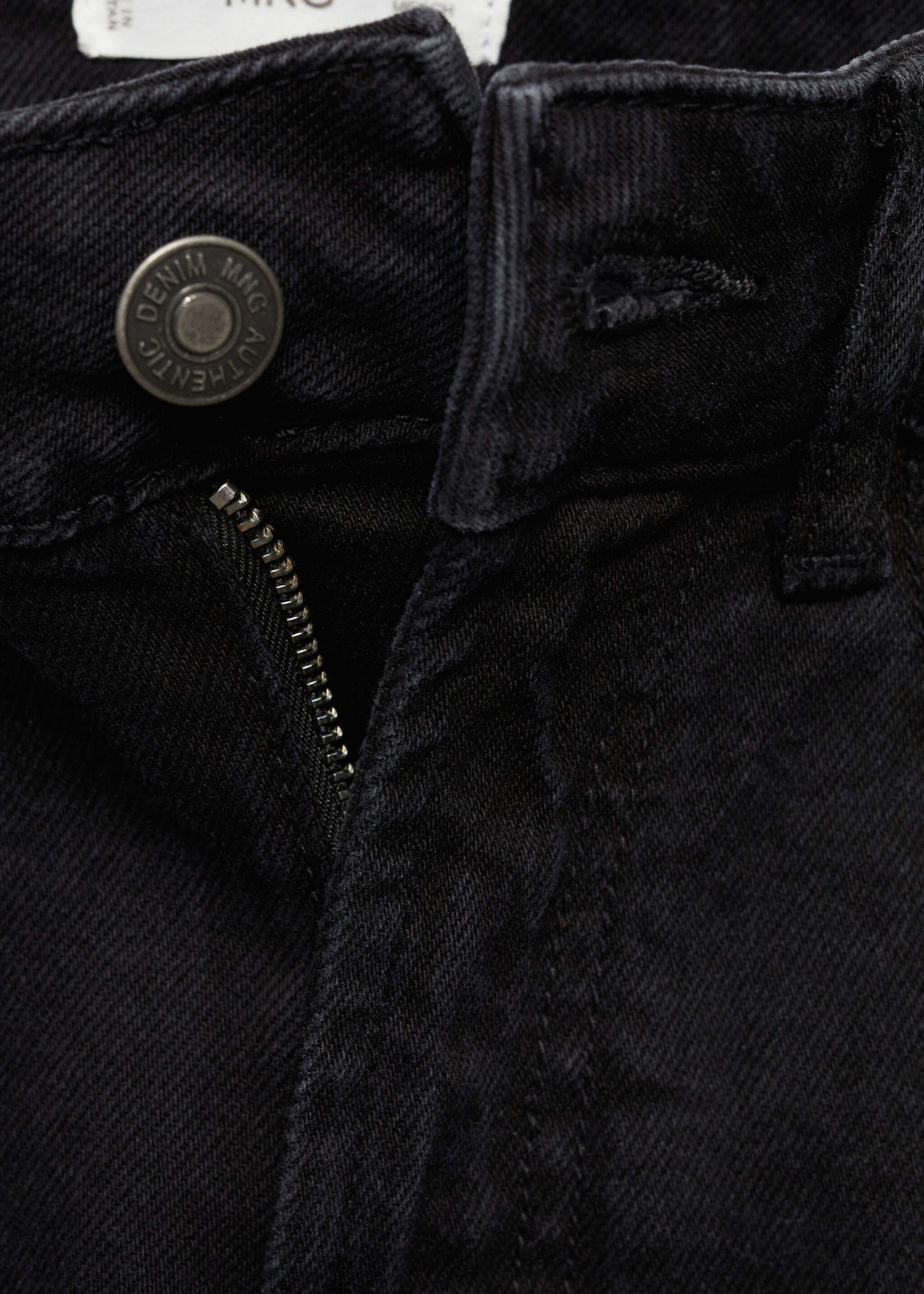 Texans slim fit - Detall de l'article 8, Black denim. Ref: 77001512-00.