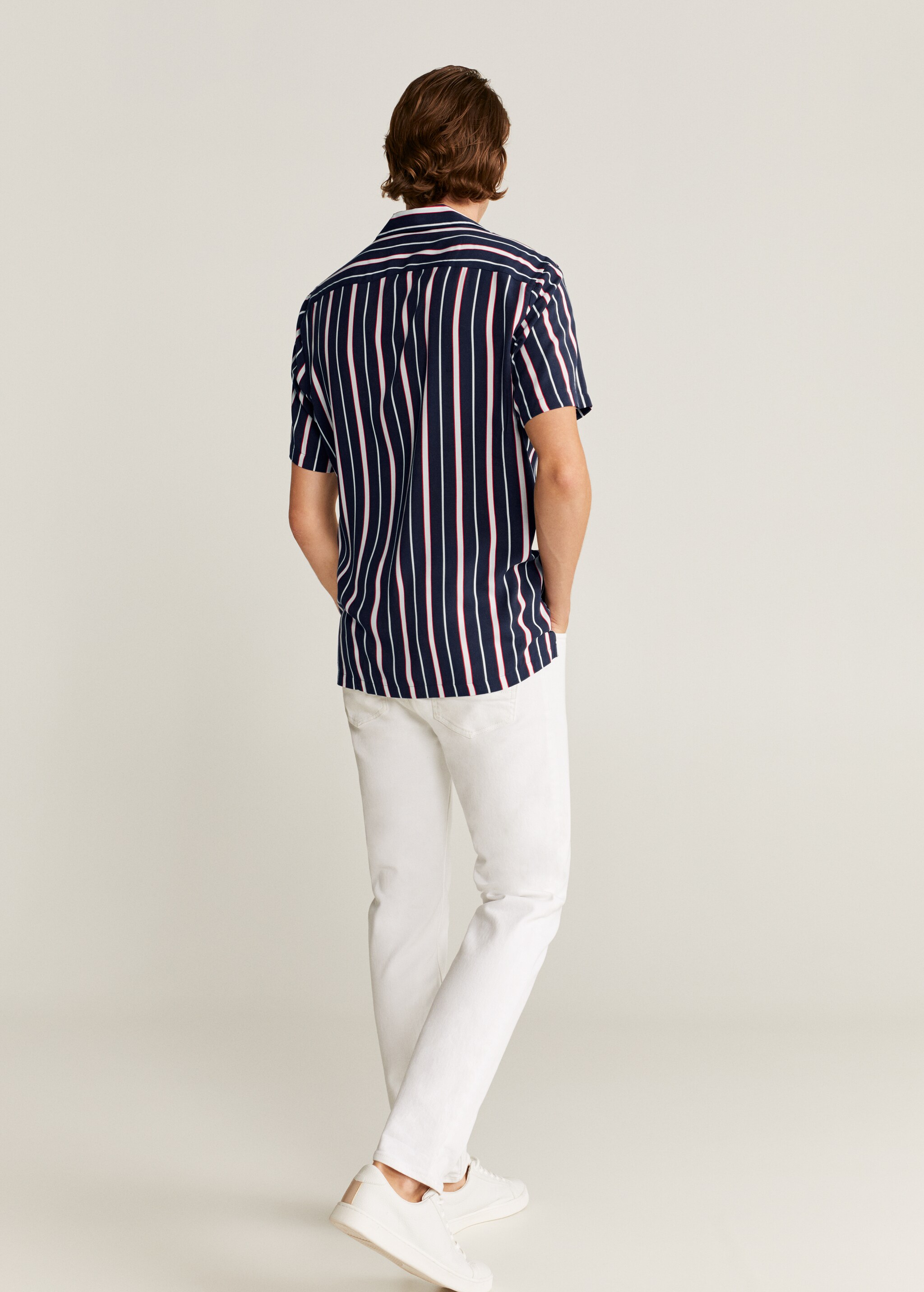 Camisa vestir regular fit rayas - Reverso del artículo