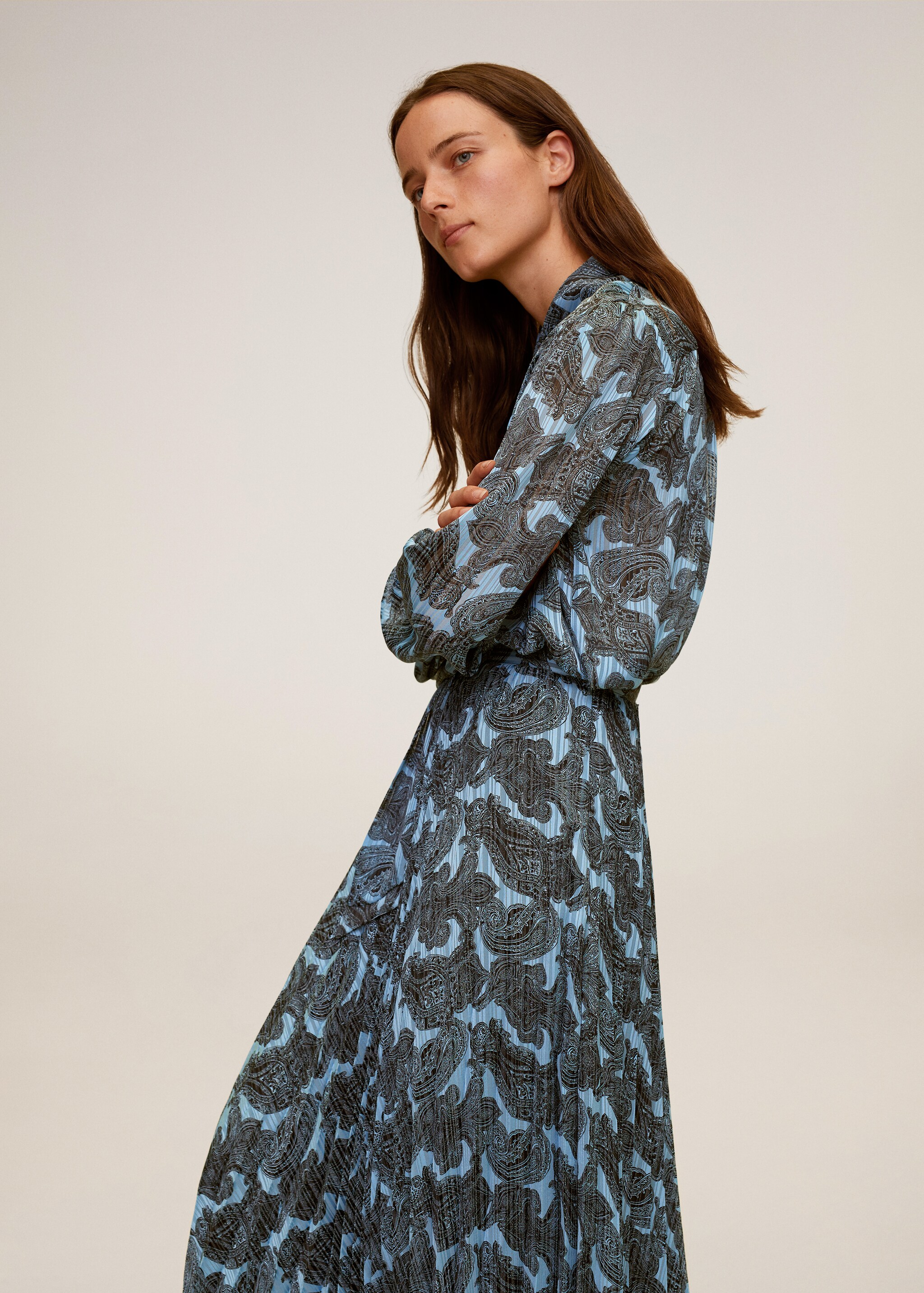 Blusa plisada estampada - Detalle del artículo 1