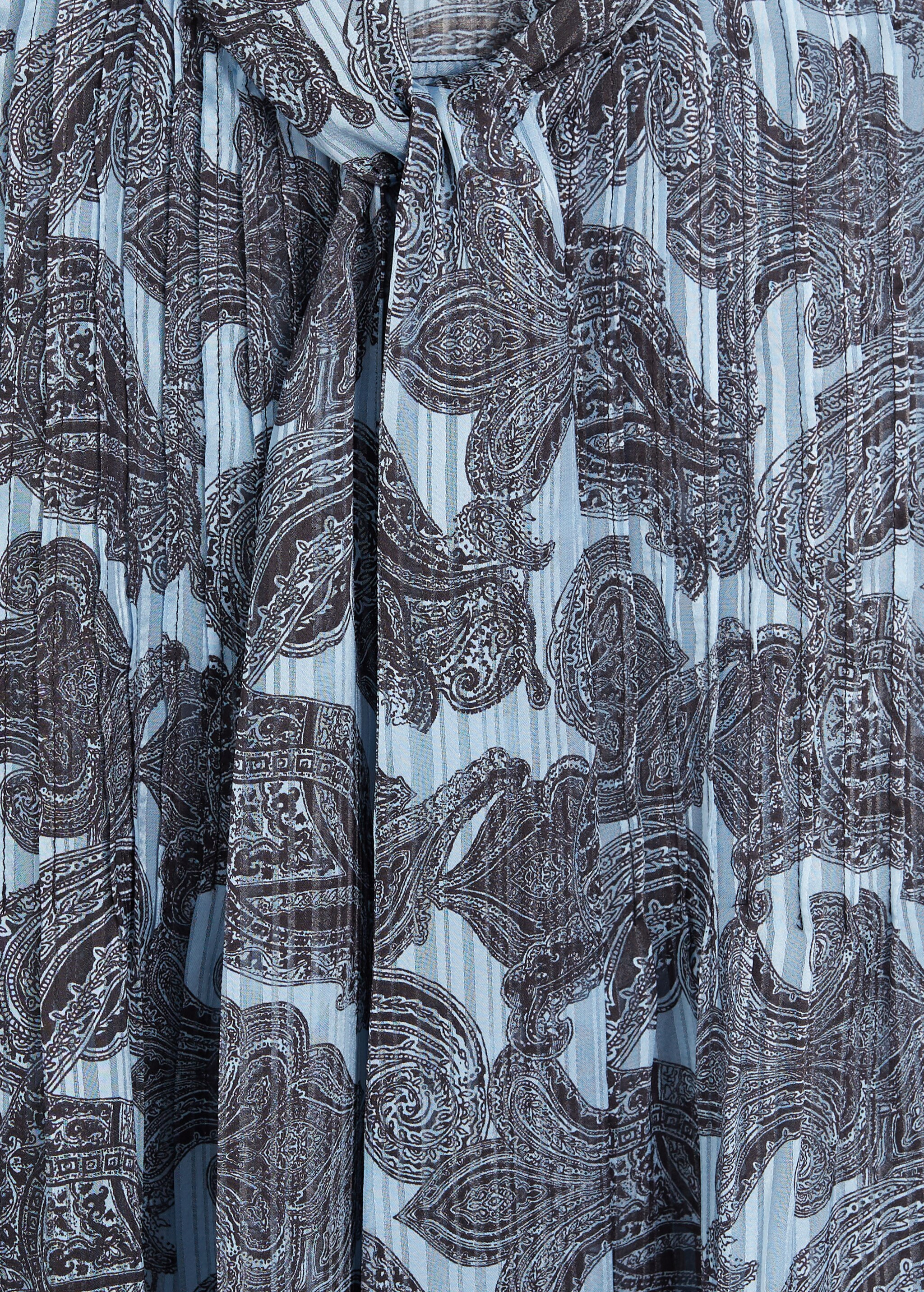 Blusa plisada estampada - Detalle del artículo 8