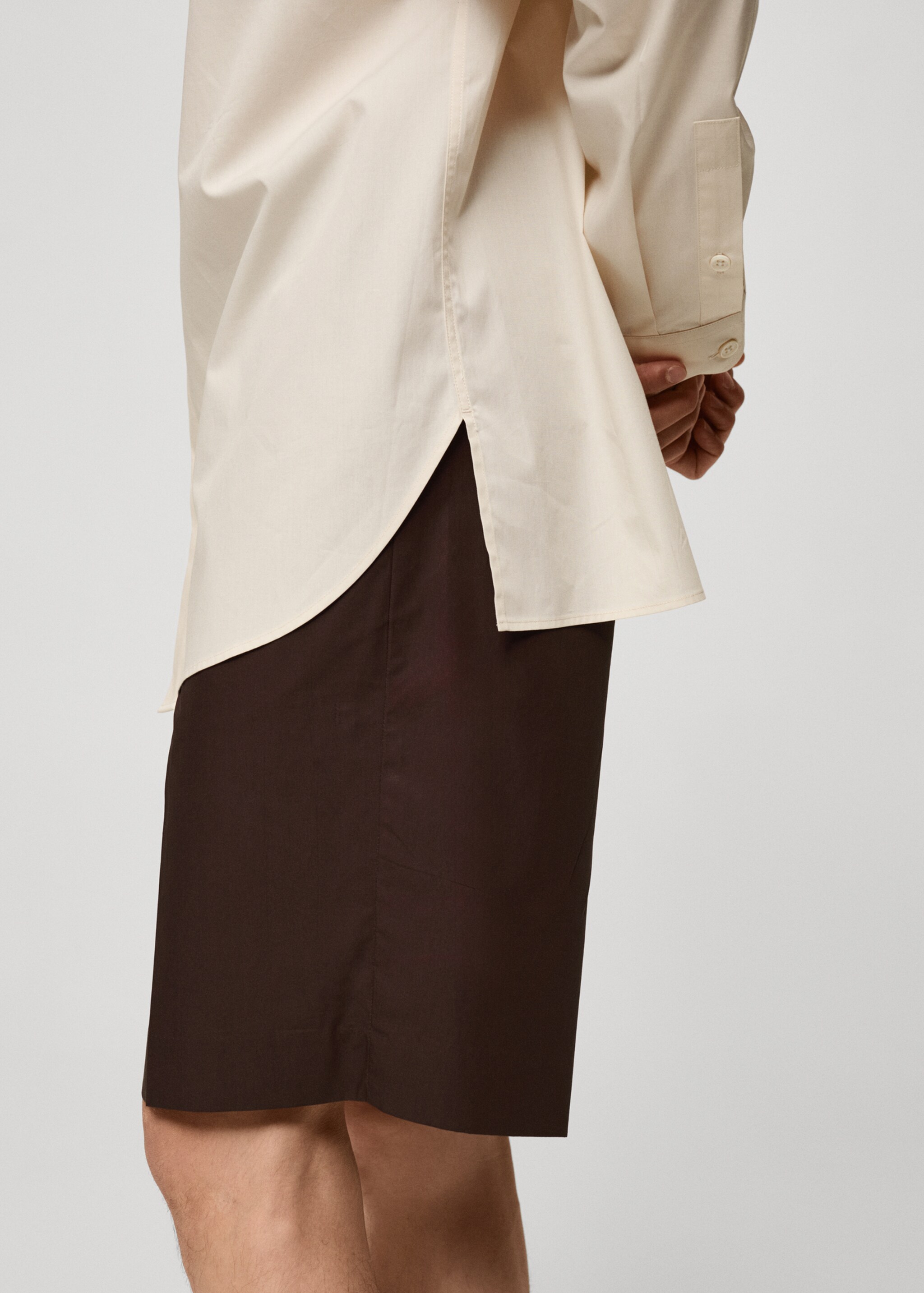 Chemise regular-fit 100 % coton - Détail de l'article 6, Écru. Ref: 77002541-00.