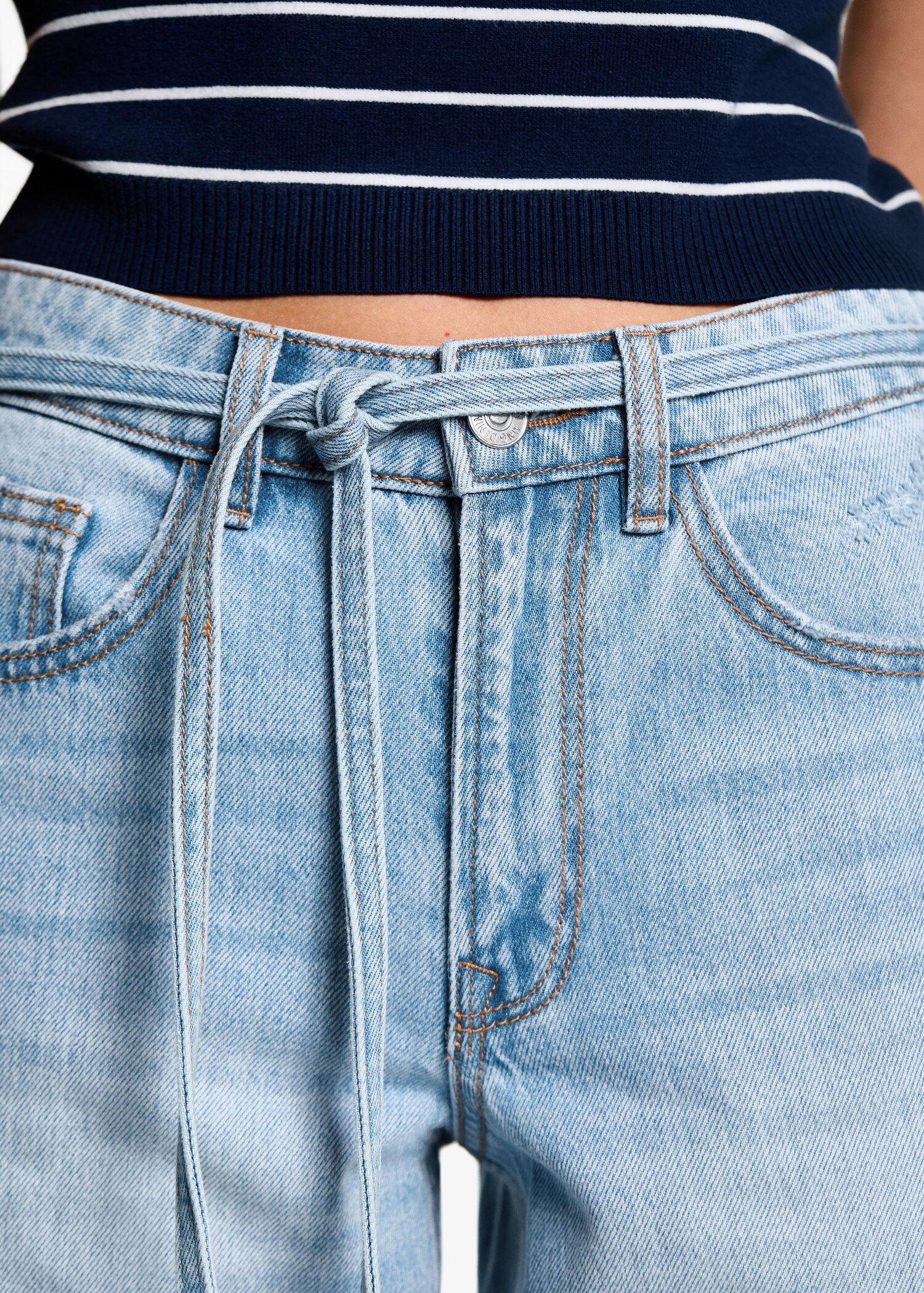 Wideleg jeans with drawstring - Details of the article 1