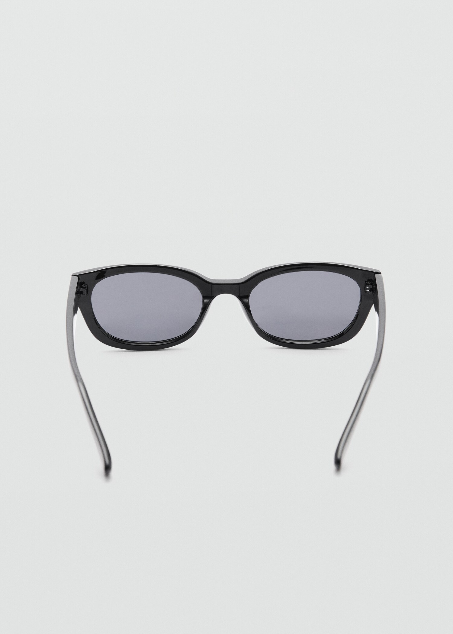 Resin frame sunglasses - Details of the article 1