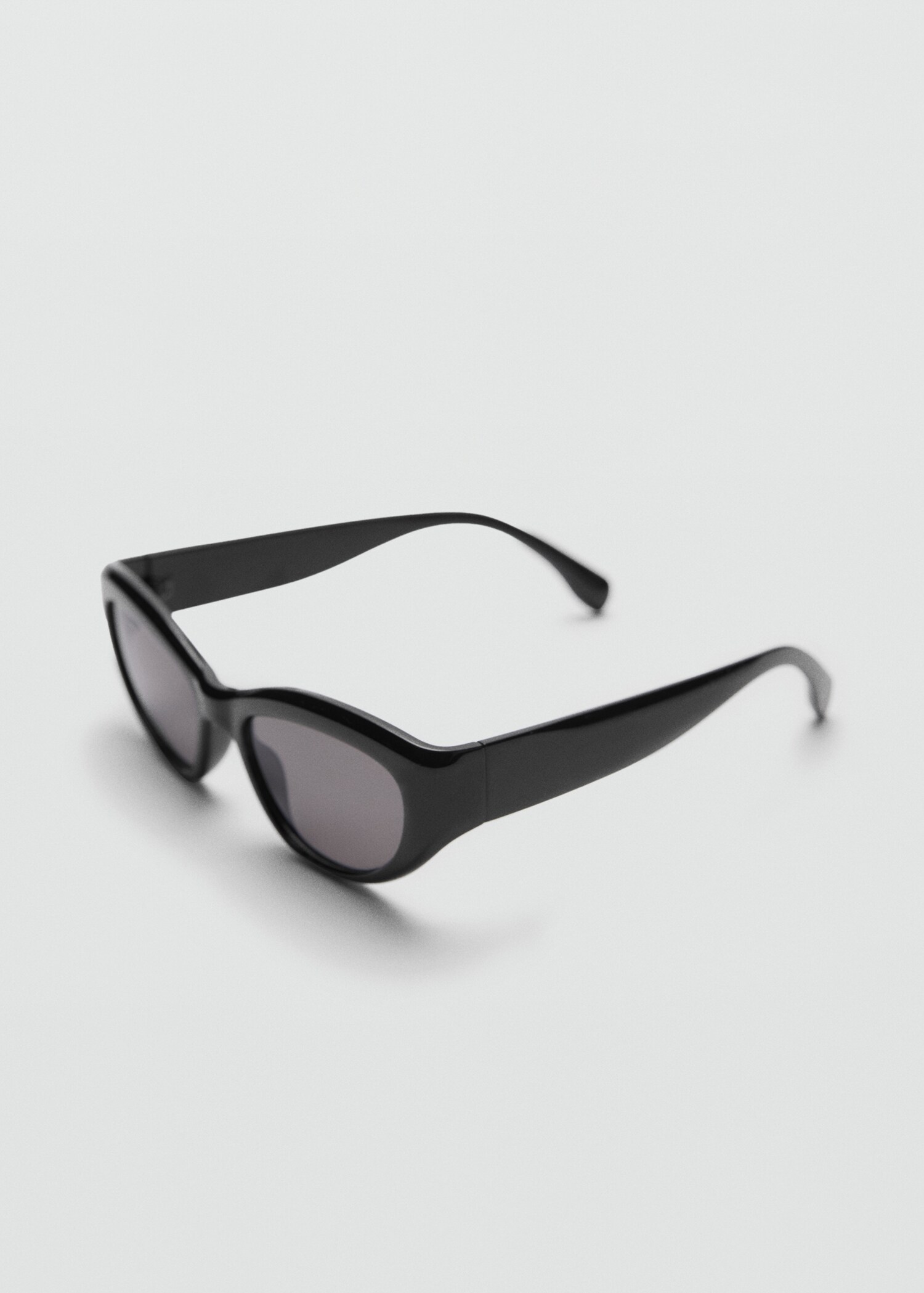 Gafas de sol montura de pasta - Plano medio