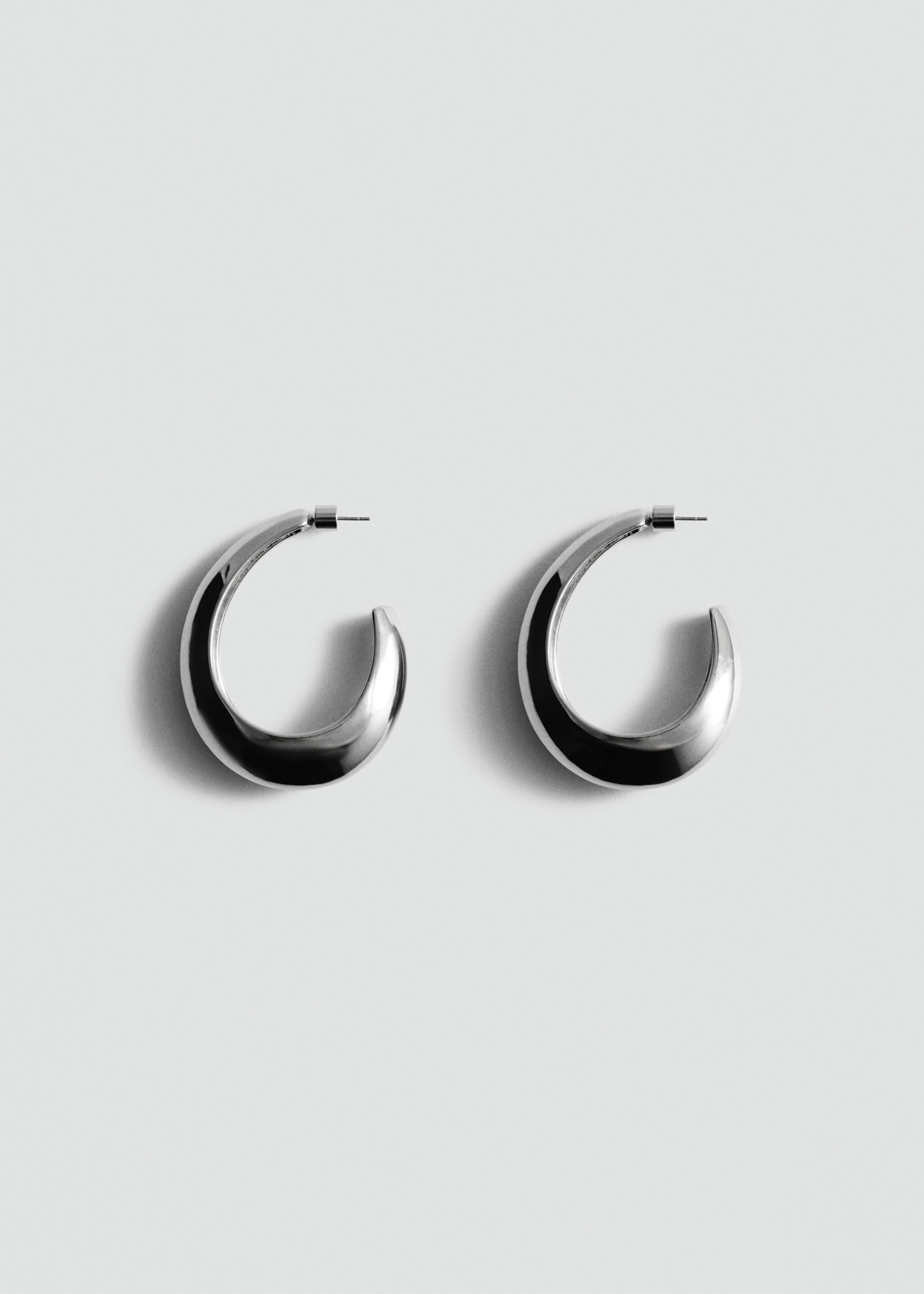 Brincos de argola oval - Artigo sem modelo