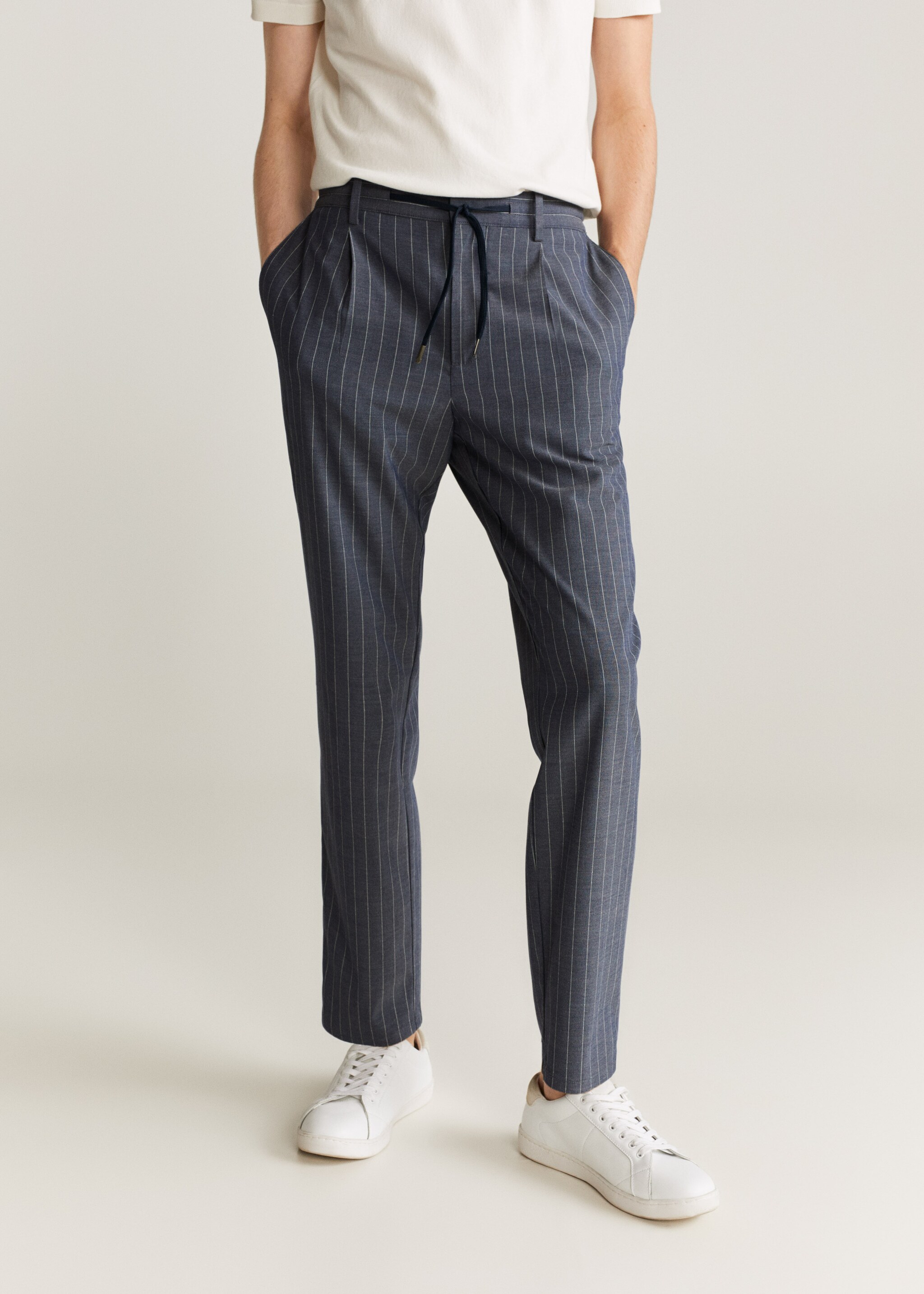 Oblekové sako super slim fit ze strečové látky - Náhled ve středové rovině