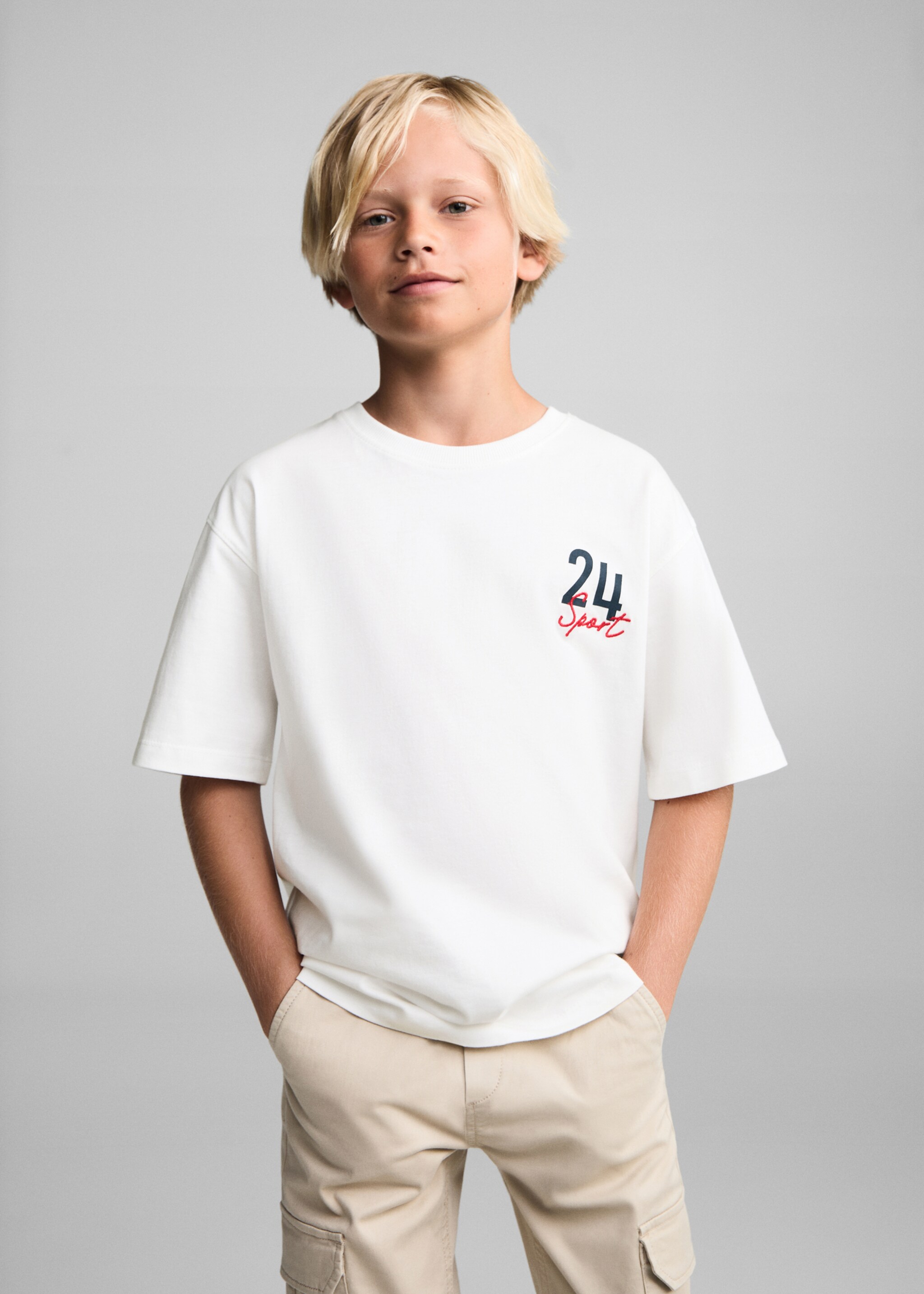 T-shirt coton détail brodé - Plan moyen