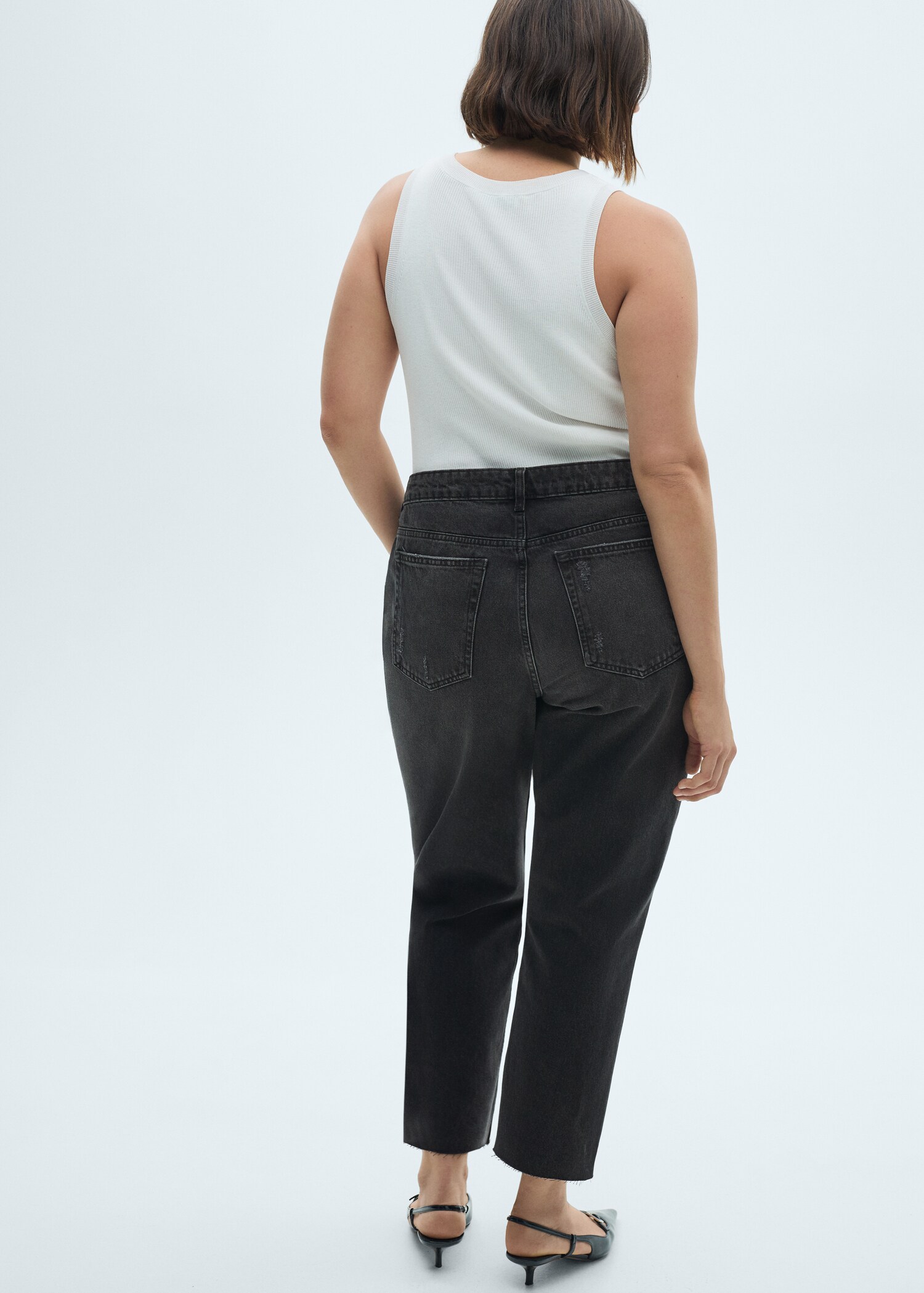 Jean Blanca droit crop - Détail de l'article 4