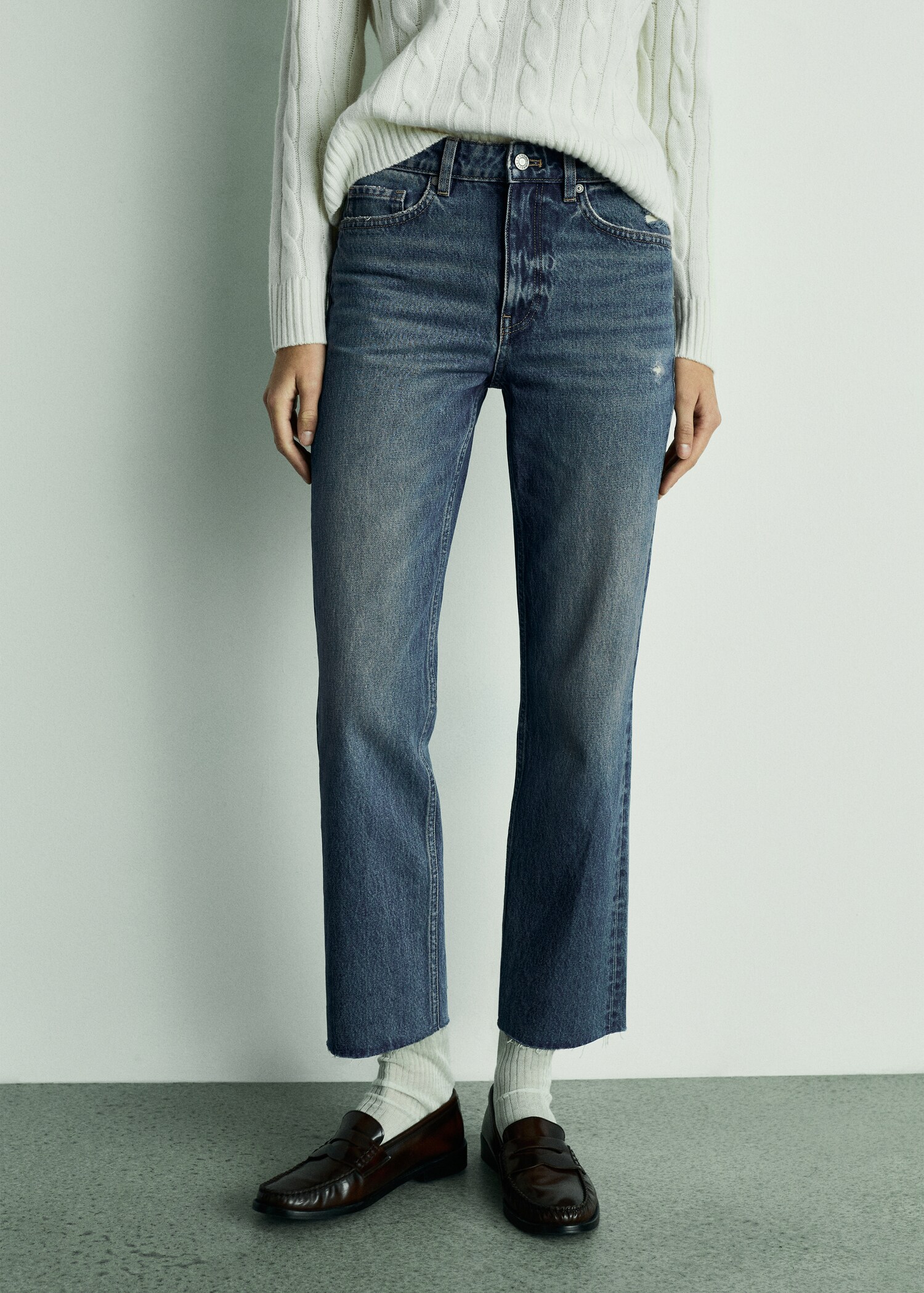 Jean Blanca droit crop - Plan moyen