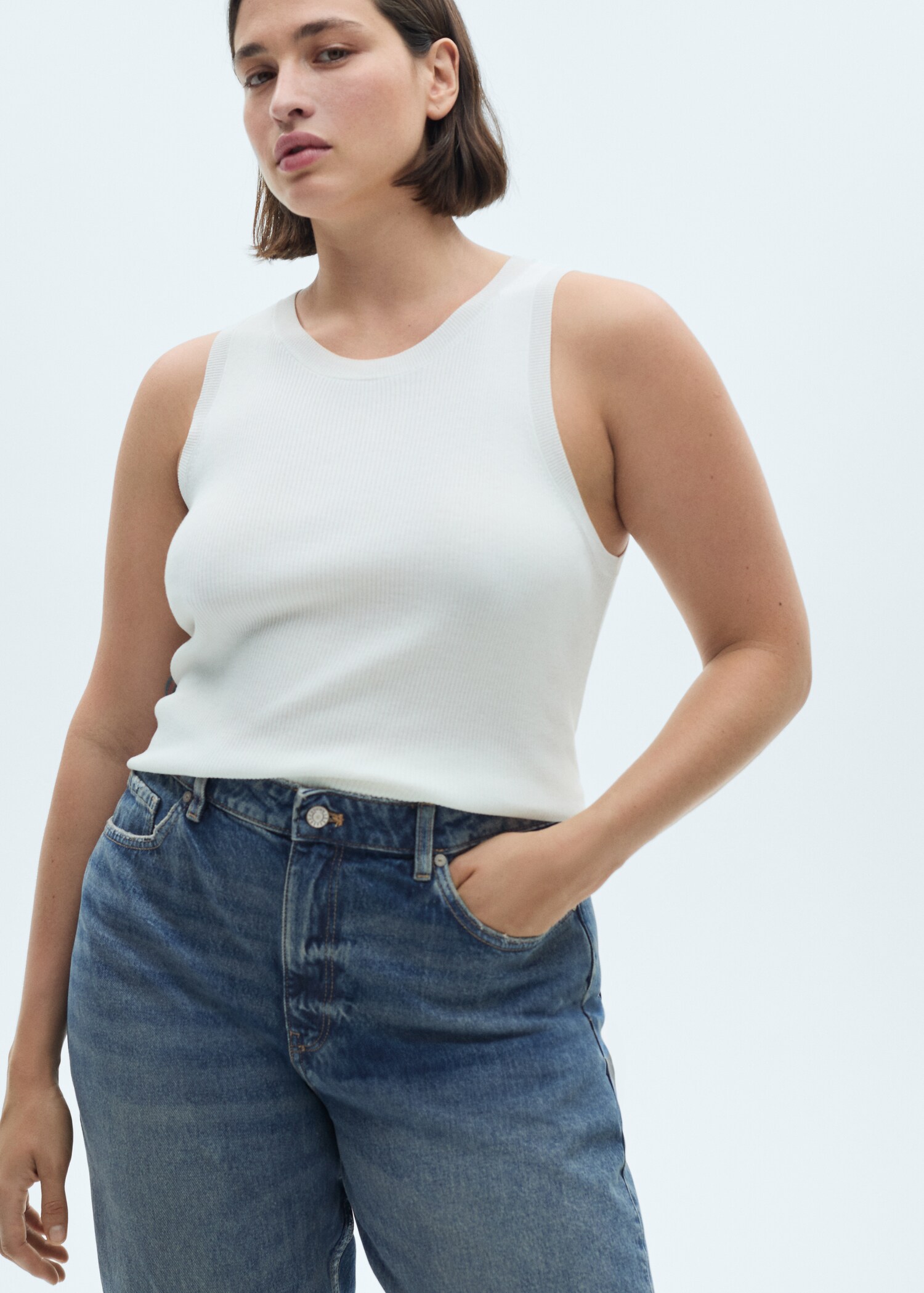 Jean Blanca droit crop - Détail de l'article 5