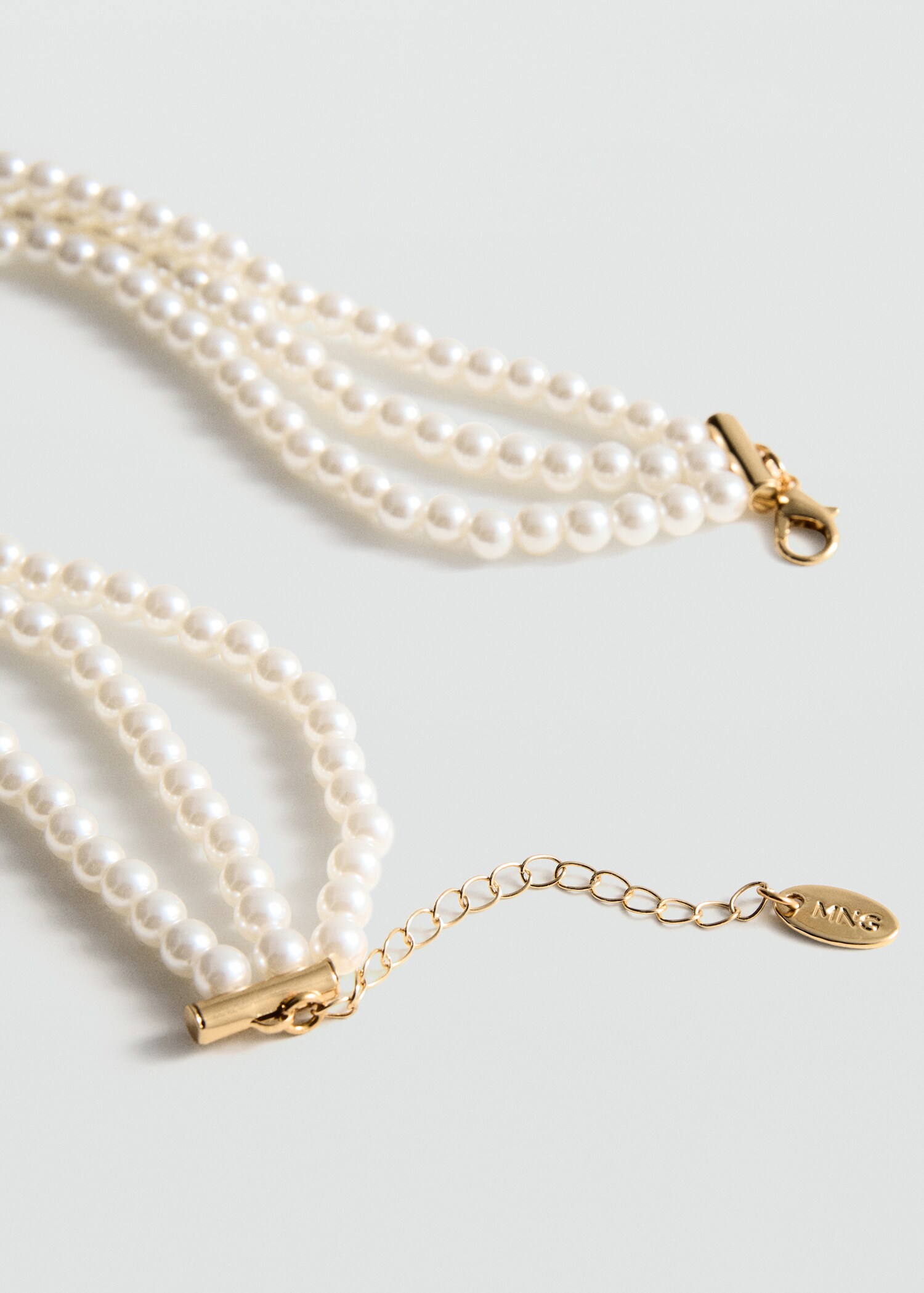 Triple-pearl necklace - Medium plane